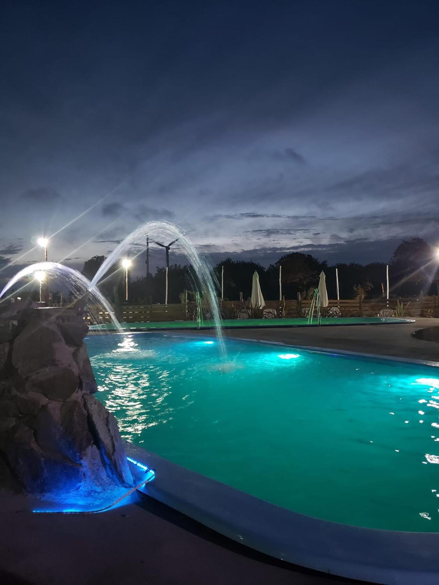 Cabañas con Piscina CLIMATIZADA