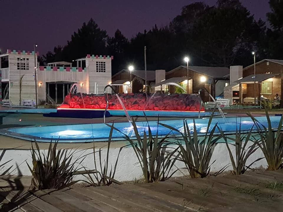 Cabañas con Piscina CLIMATIZADA