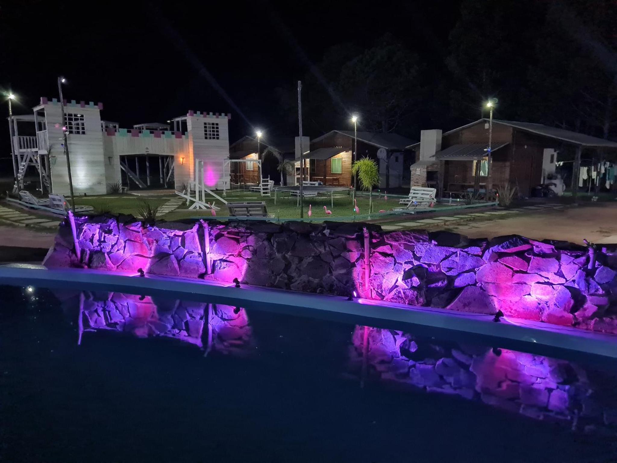 Cabañas con Piscina CLIMATIZADA