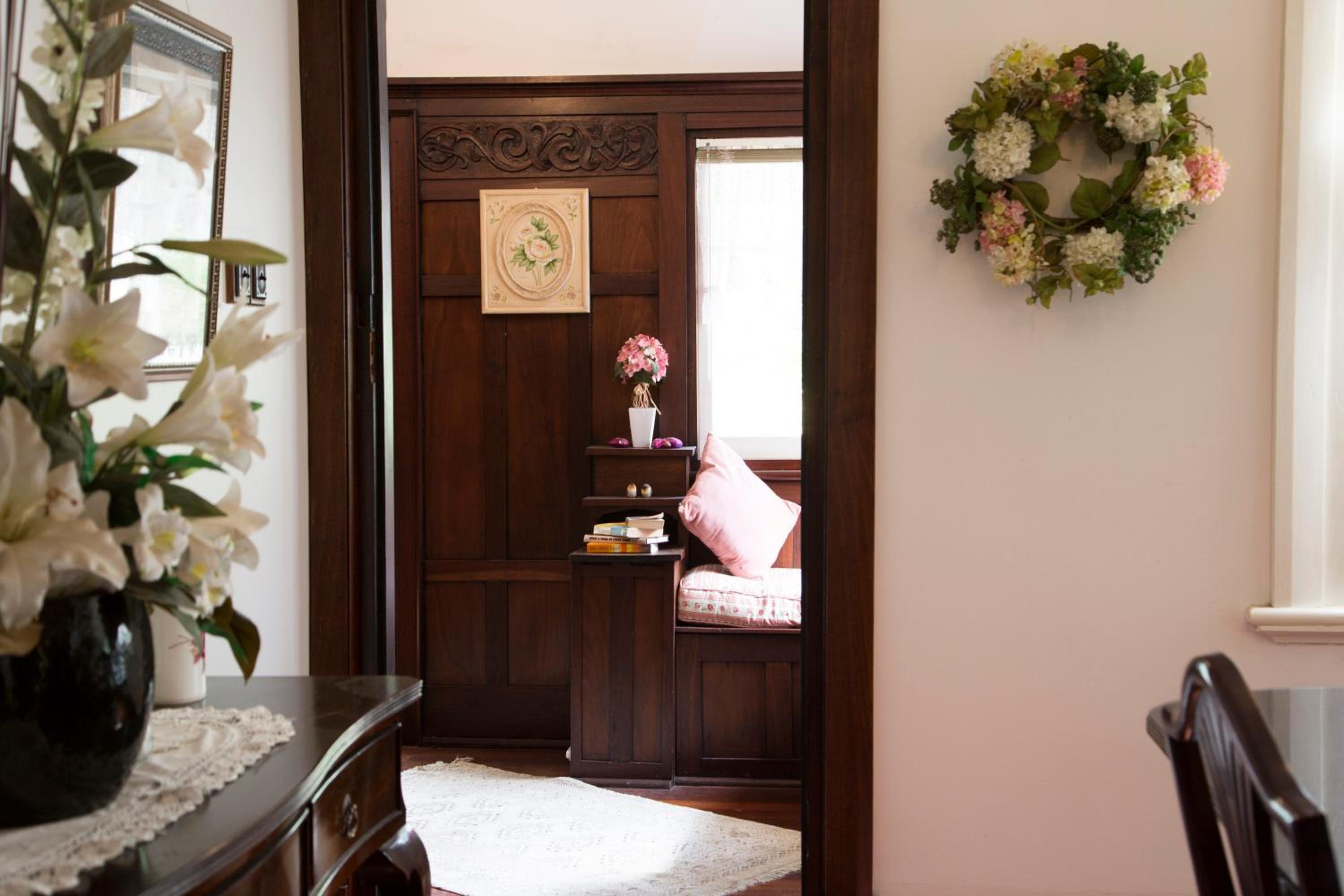 Rosebridge House Bed & Breakfast Adult Retreat view 2