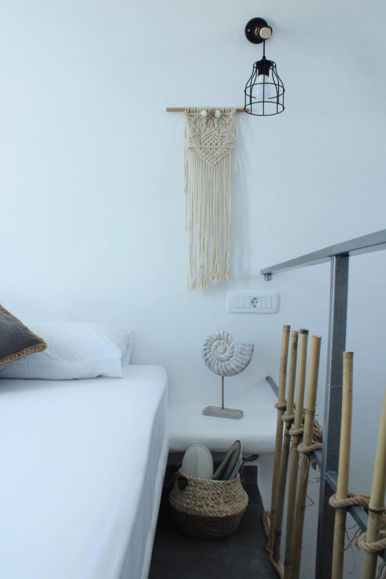 Aeron Suites
