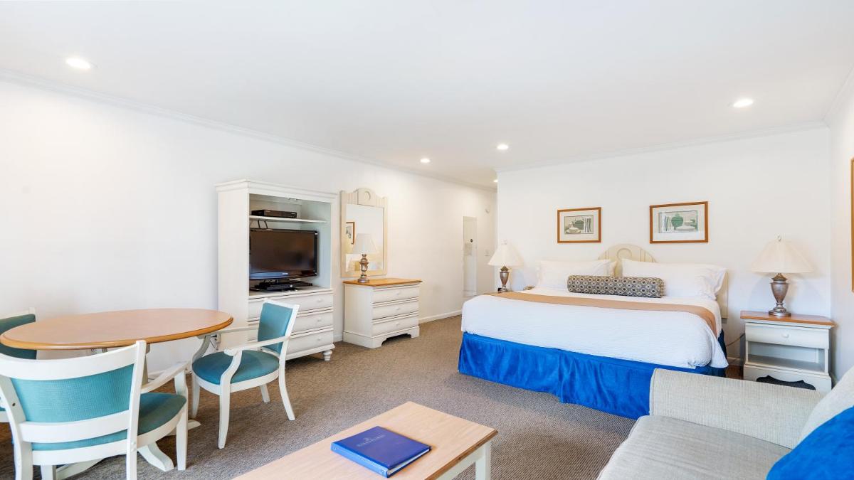 East Hampton House Resort 15