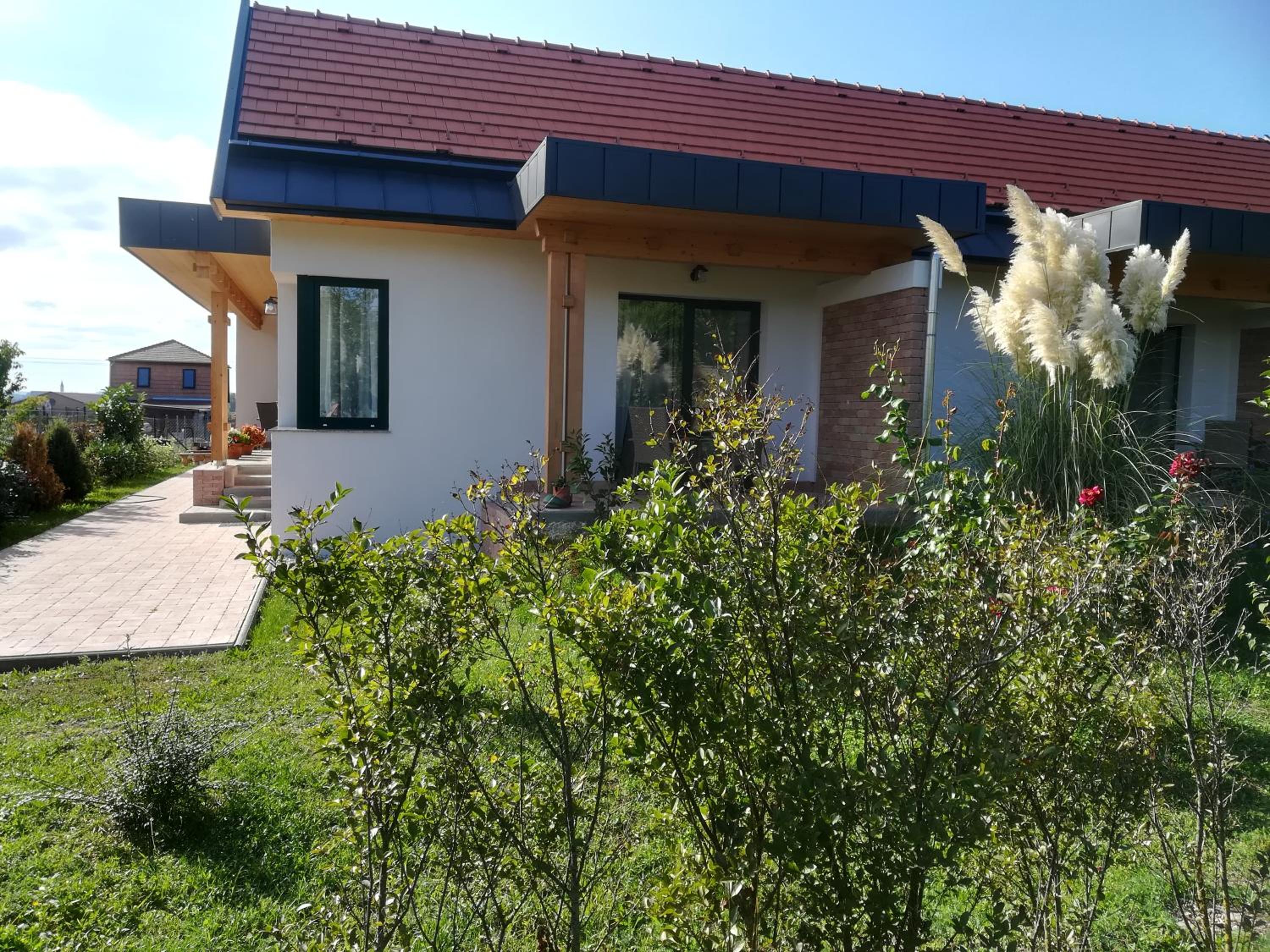 Photo 24