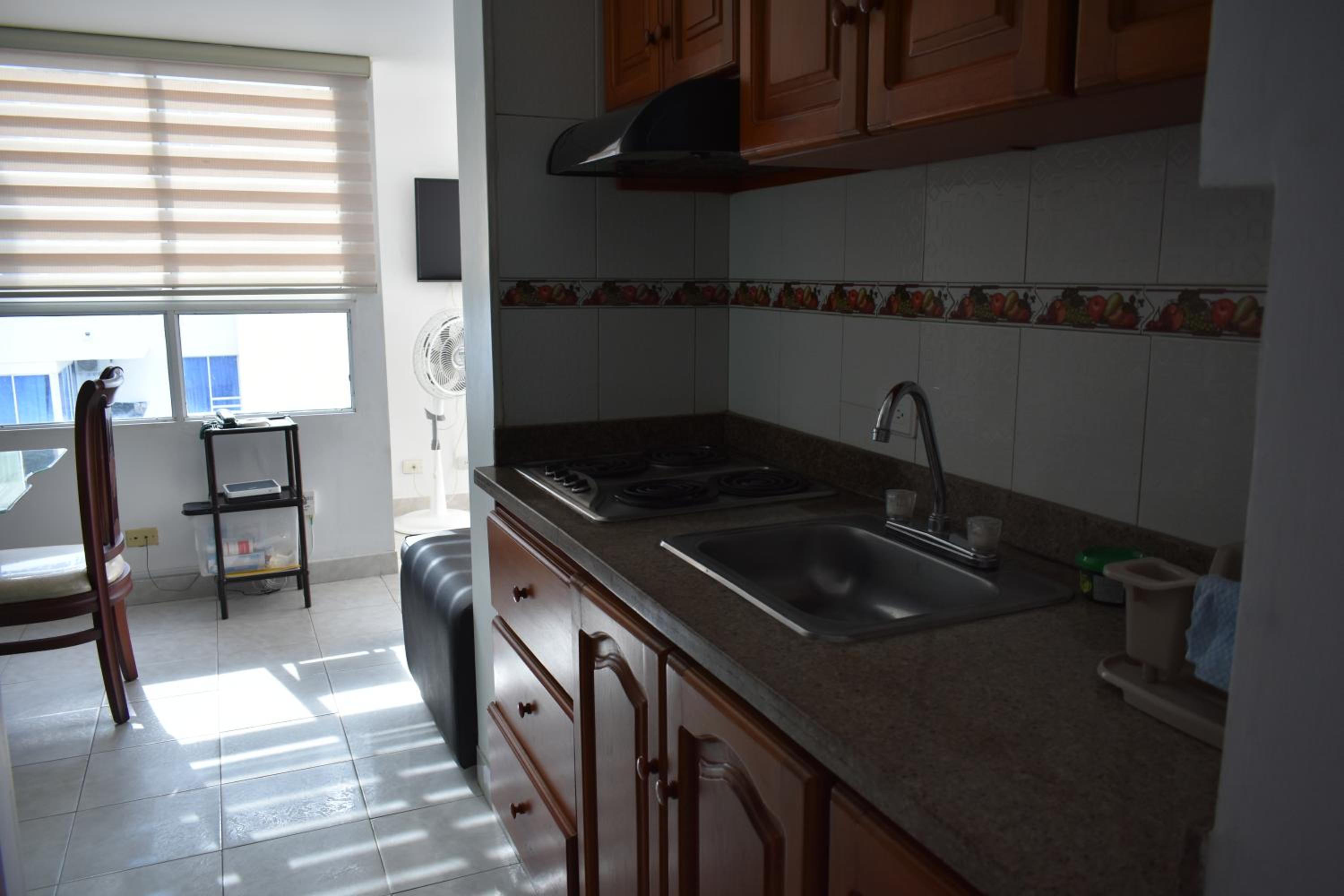 Apartamento en Cartagena Edificio El conquistador Sector el Laguito - By Corfeinco