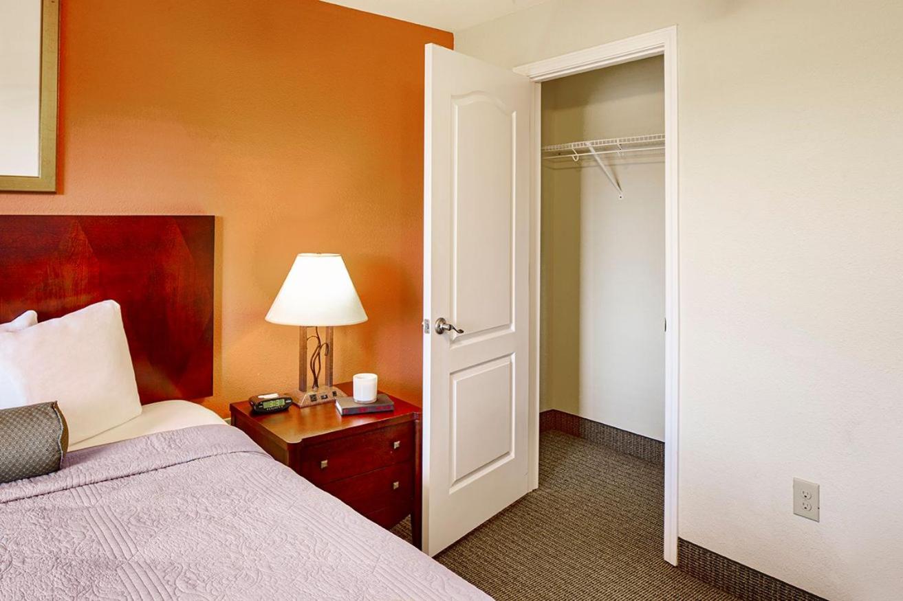 Affordable Suites Mooresville