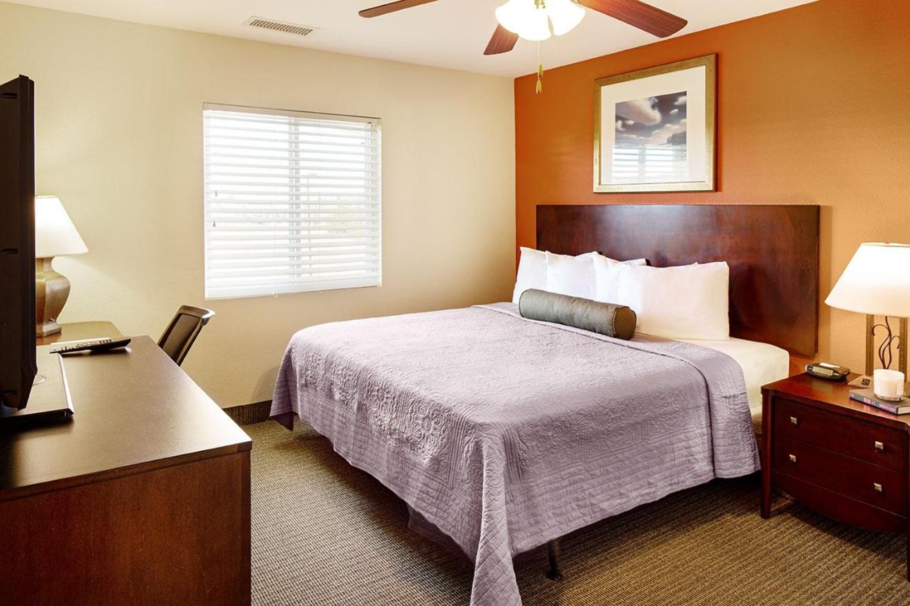 Affordable Suites Mooresville