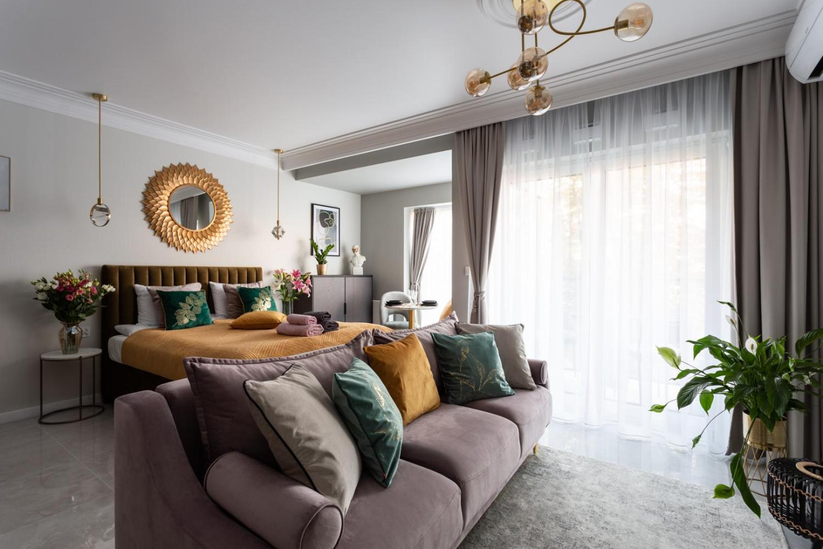 Golden Prince Apartment, so close to Rynek! Free parking included. view 2