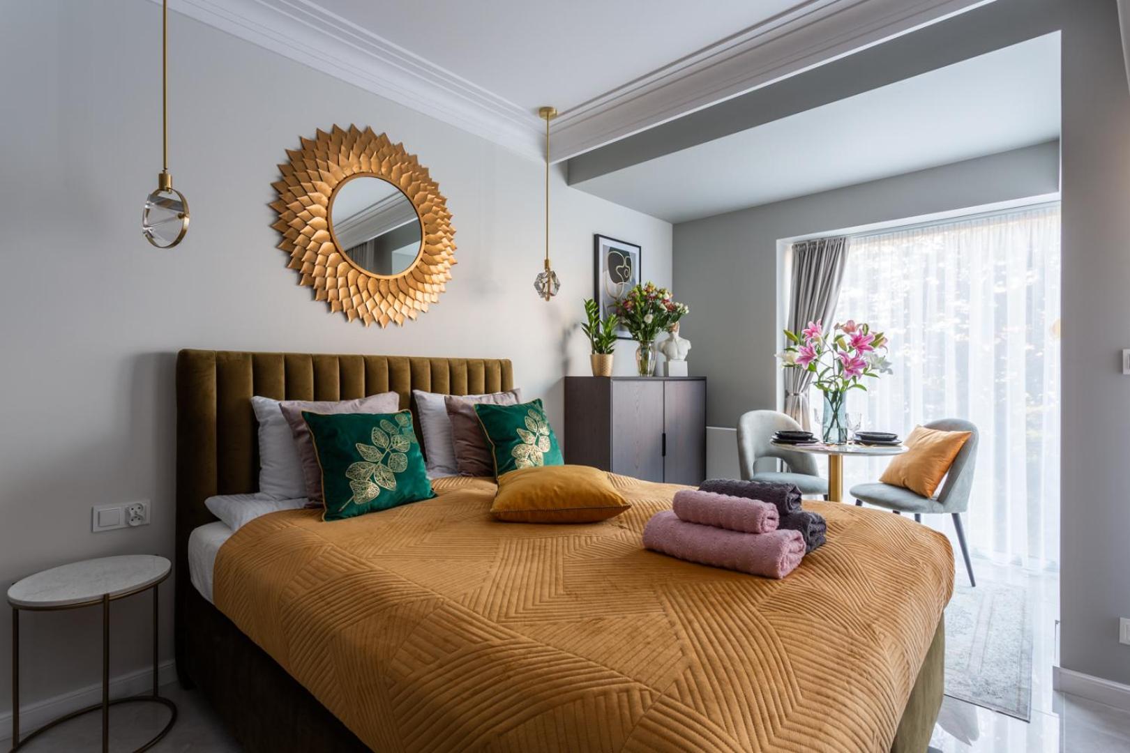 Golden Prince Apartment, so close to Rynek! Free parking included. view 4