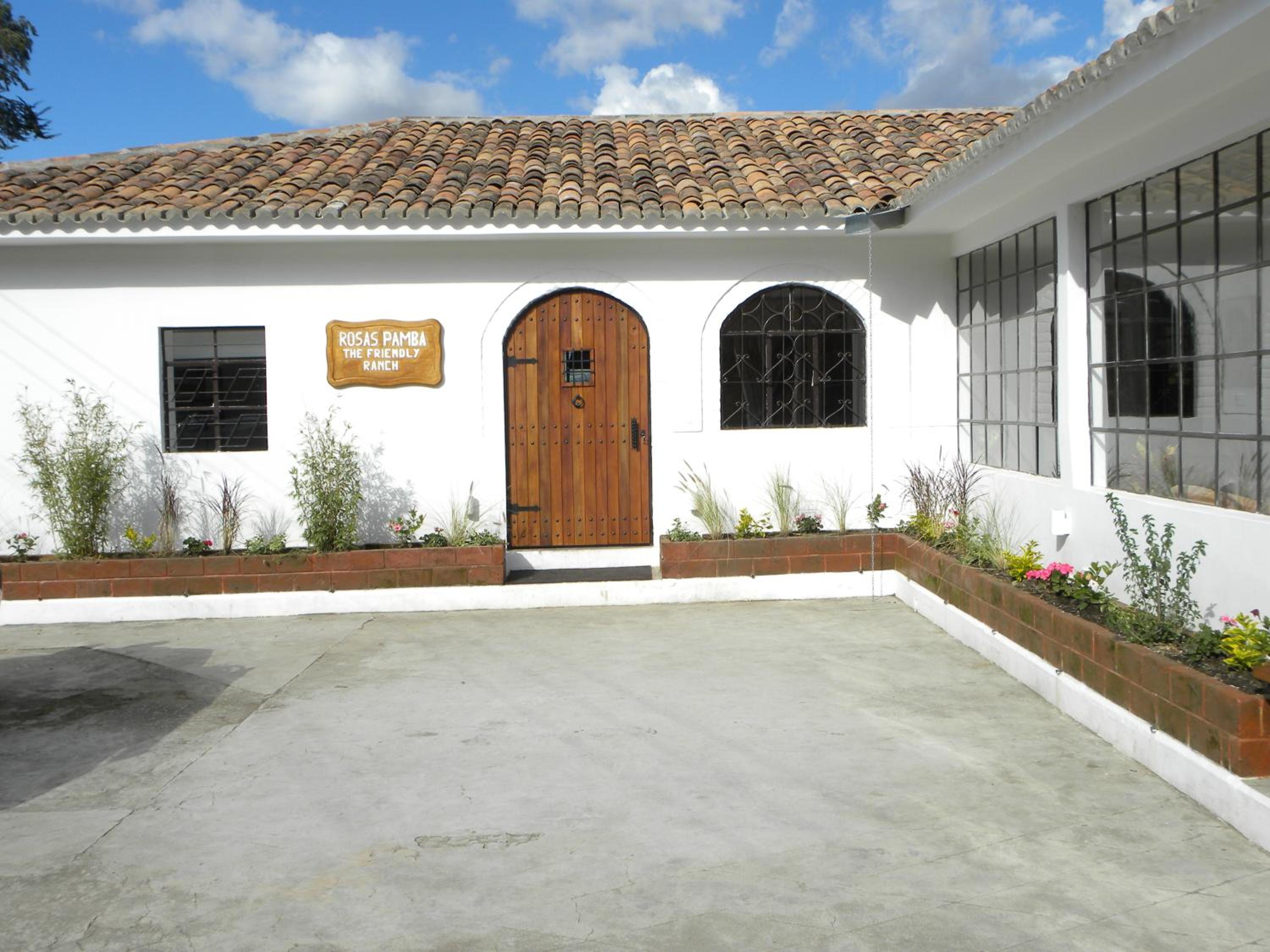 Hacienda Rosas Pamba view 2