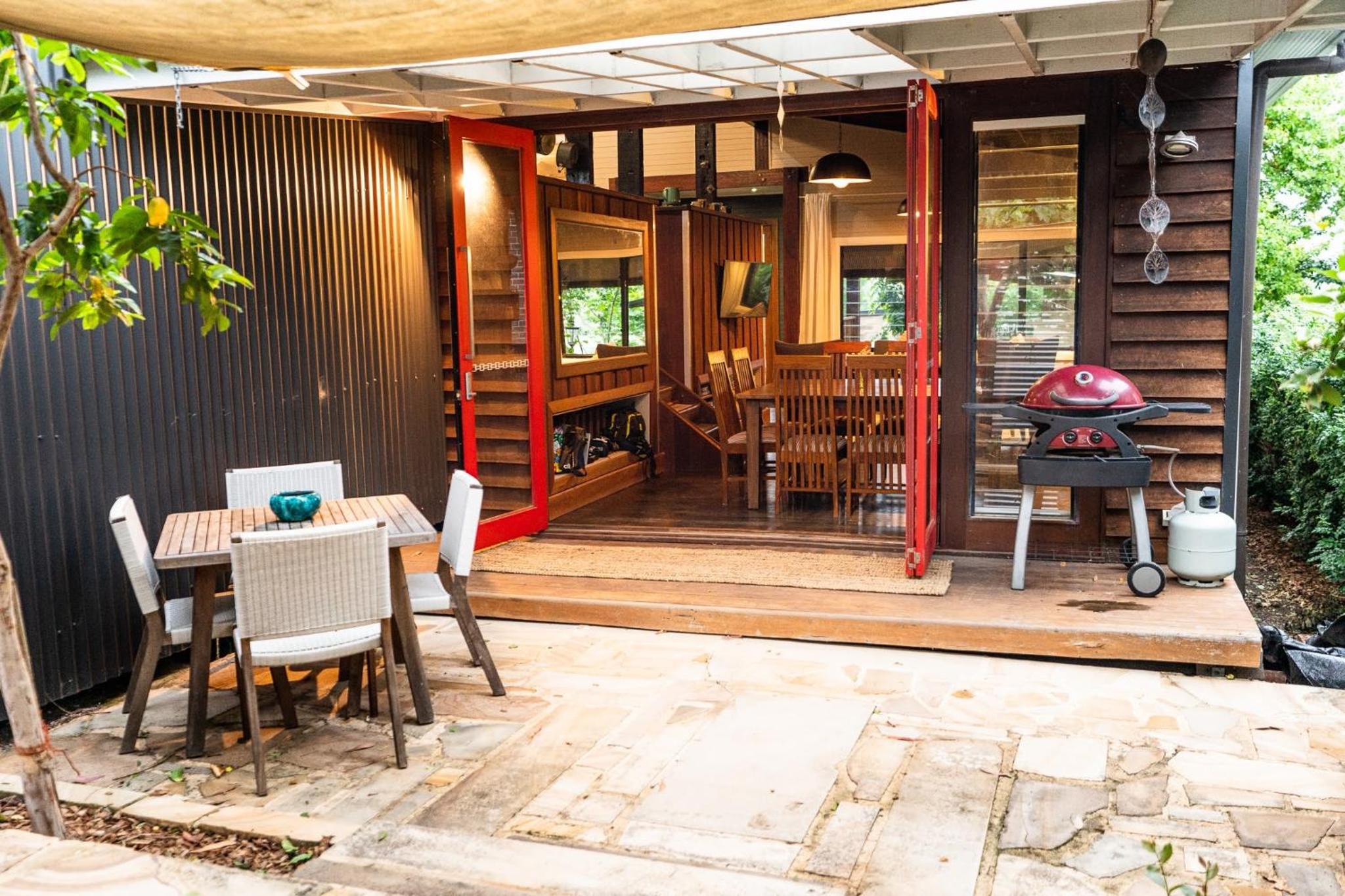 Eco Garden Retreat