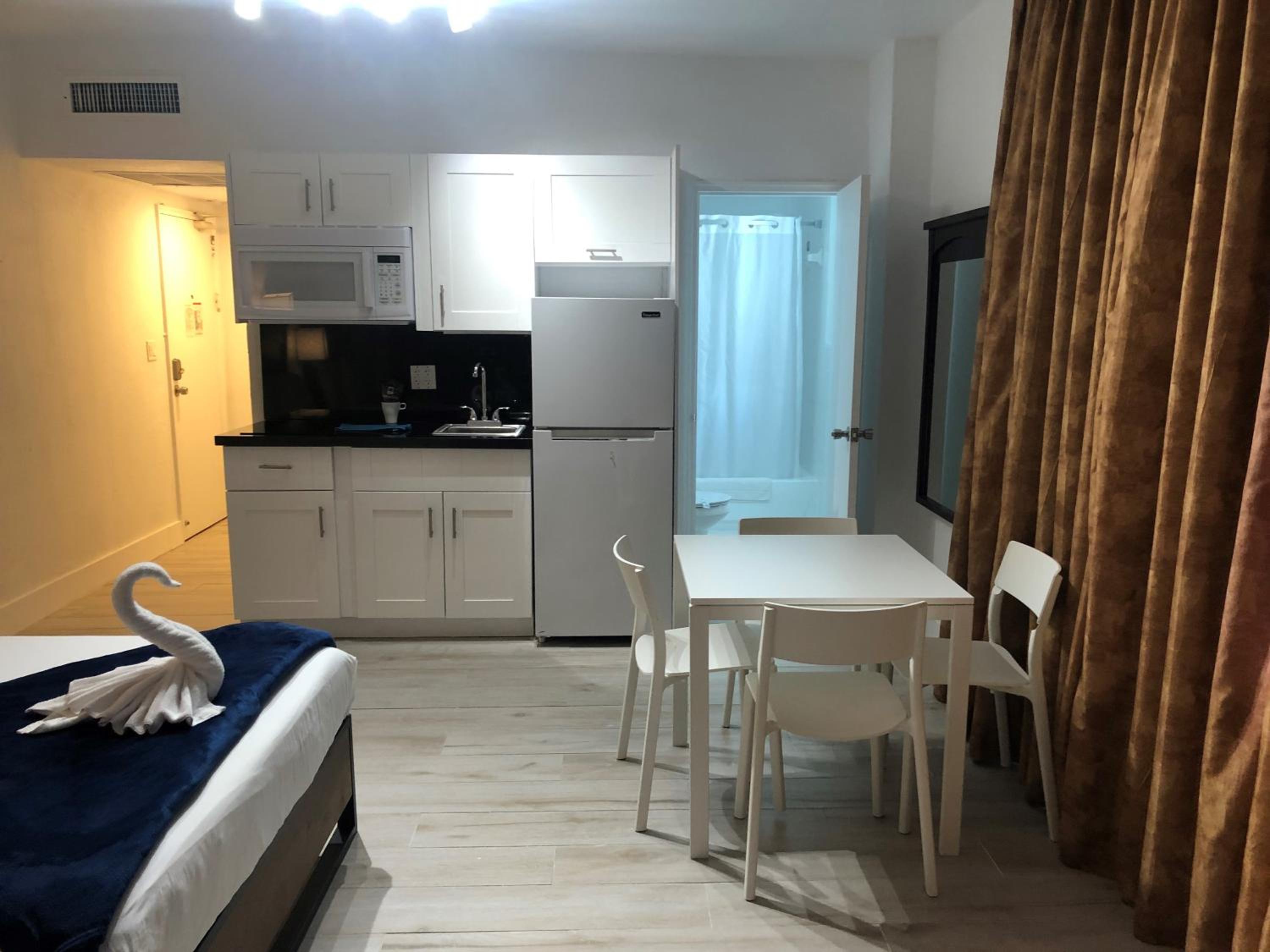Ocean Front Units at Miami Beach