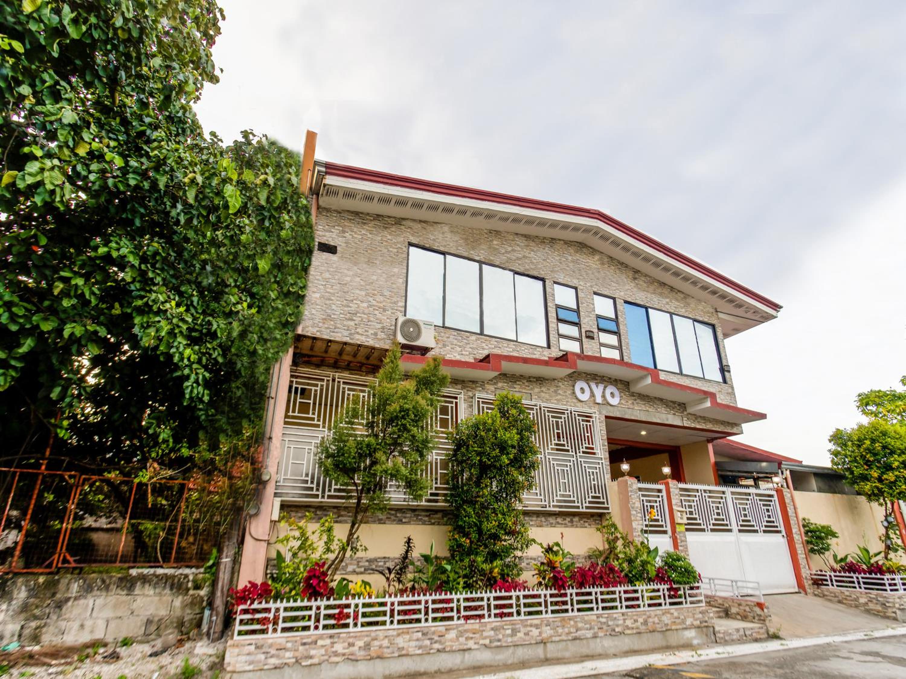 La Belladoza near NAIA T1 Airport