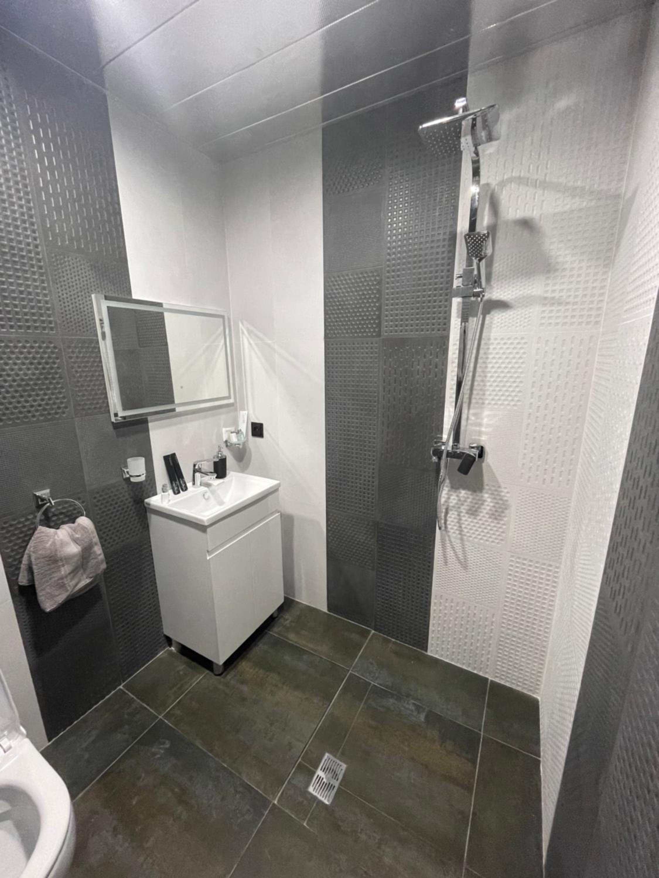 Designed Apartment with French Balcony SELF CHECK IN
