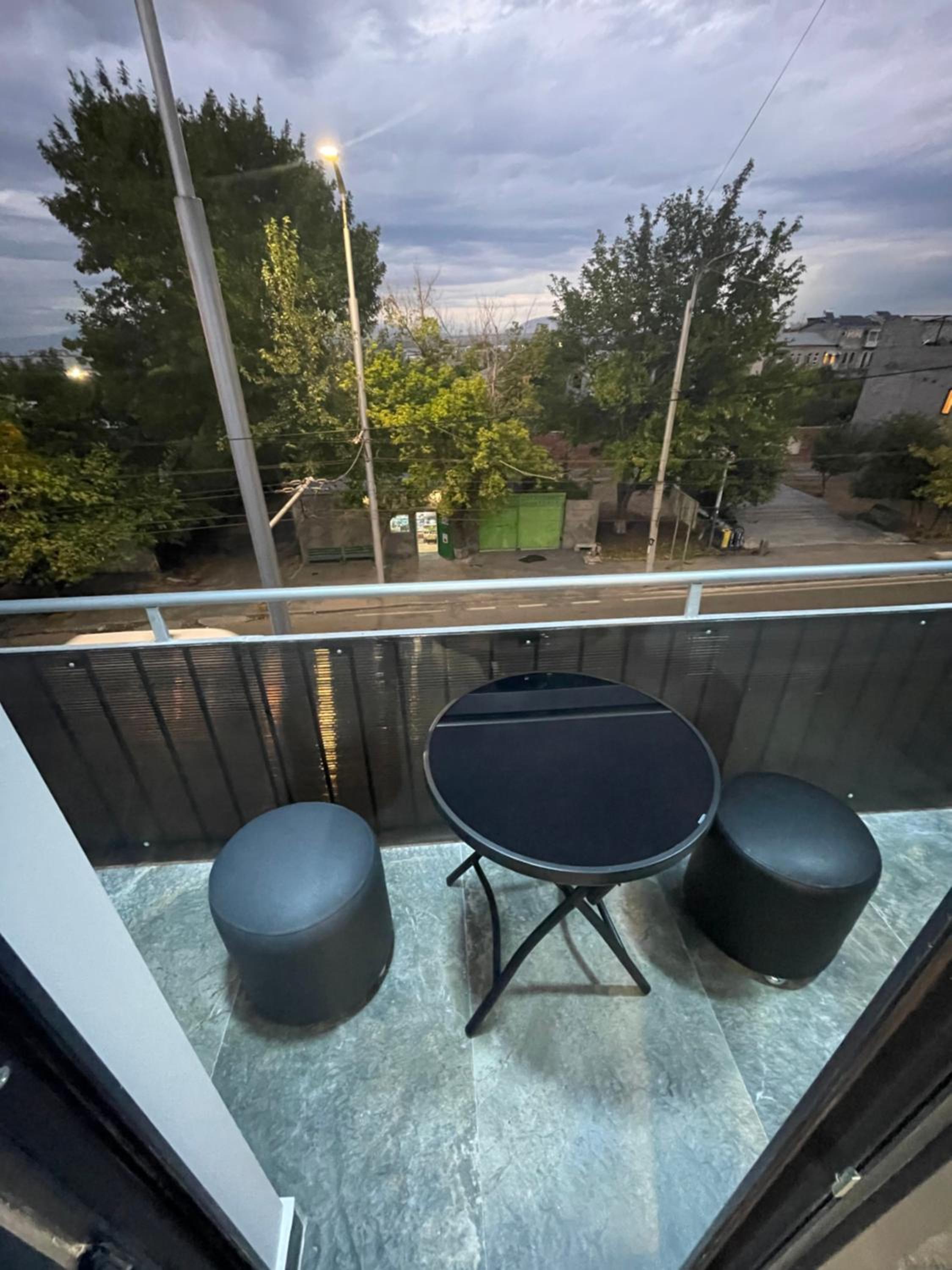 Designed Apartment with French Balcony SELF CHECK IN