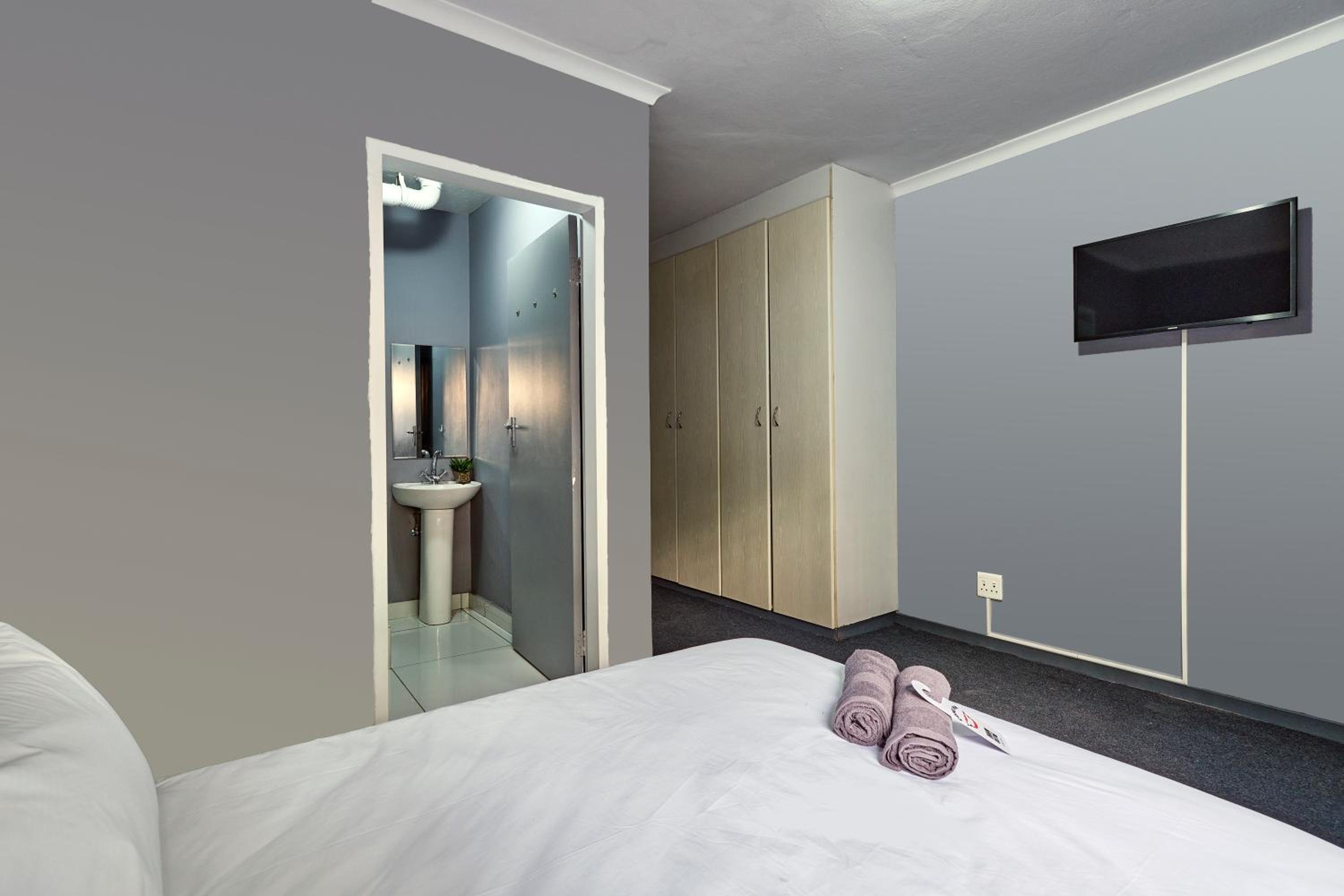 Inn & Out Sandton