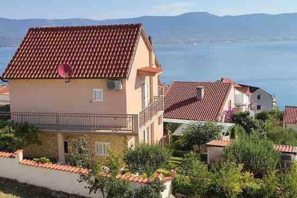 Hotel Villa Mala - Pool - Jacuzzi - 5 Min. Zum Meer