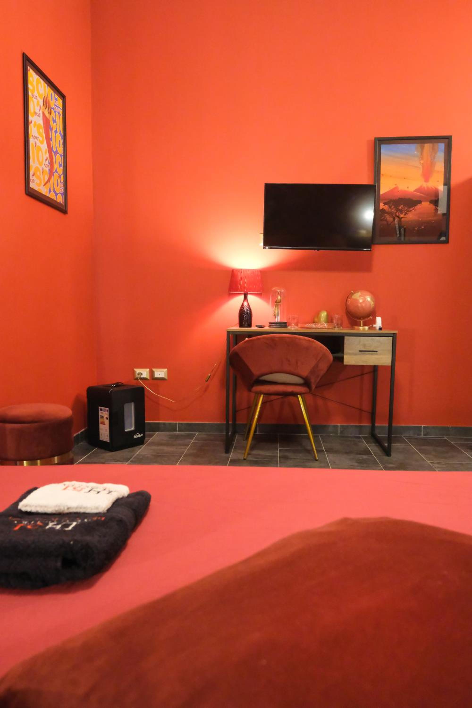 hotel room