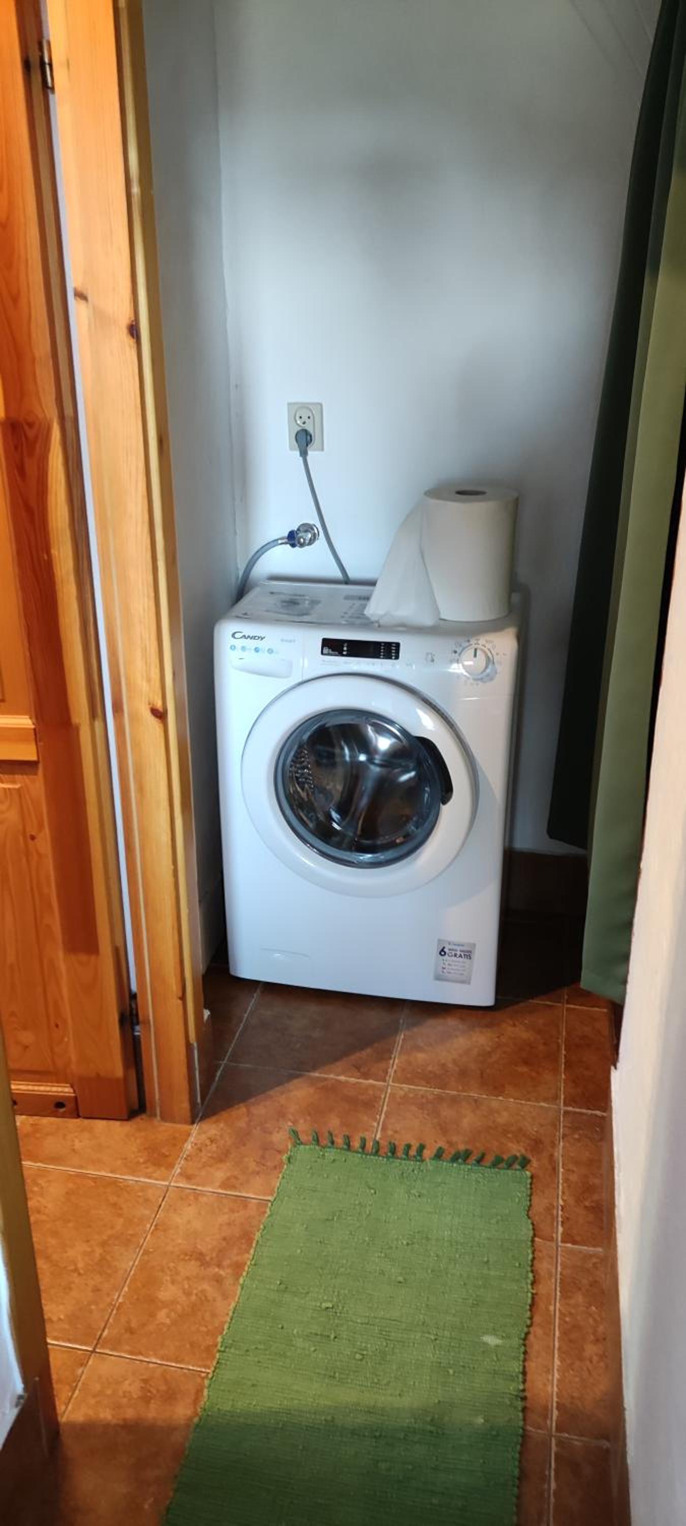 Photo 10