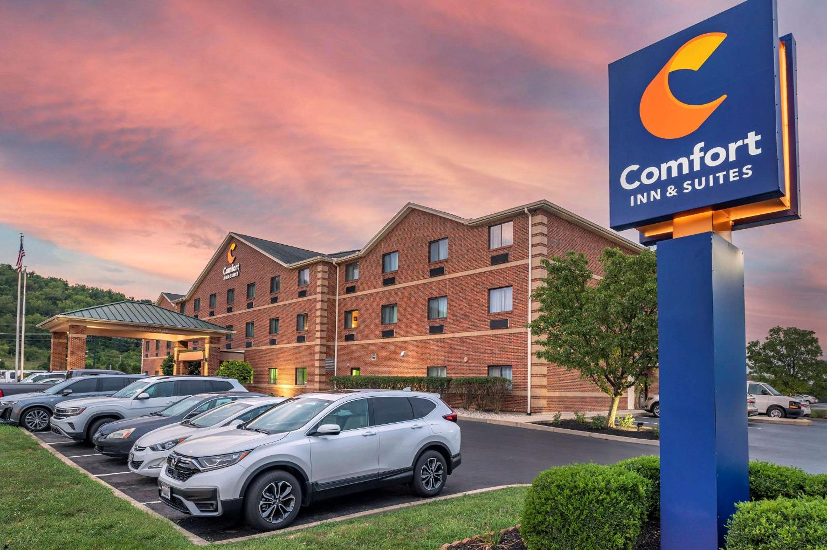 Comfort Inn & Suites Lawrenceburg view 4