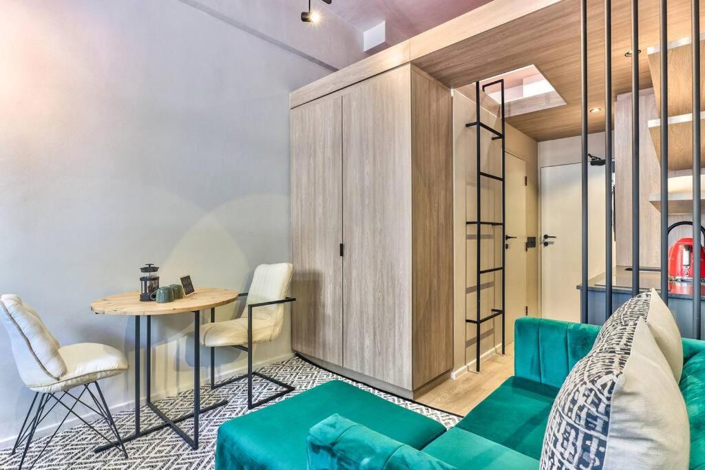 Urban Gem located in the heart of the East City