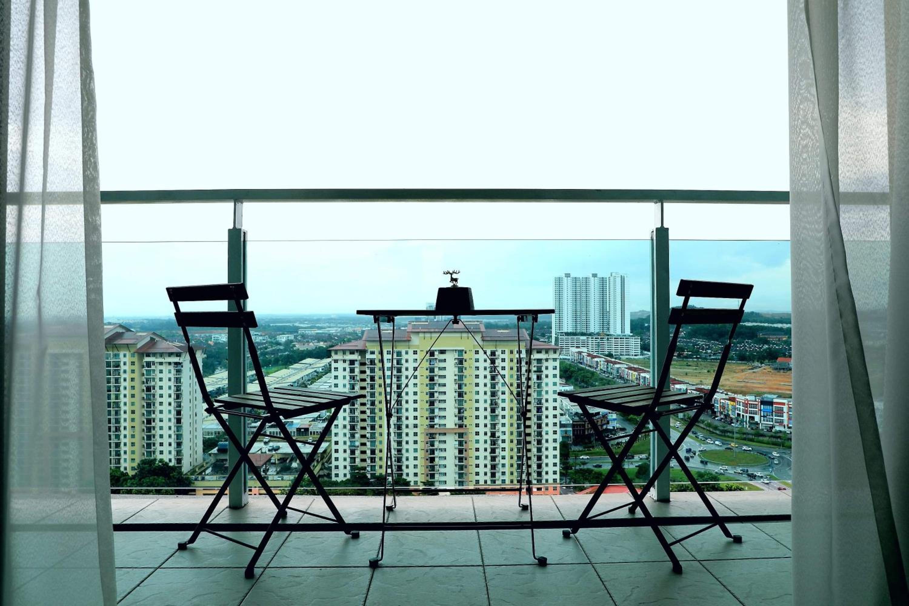 Viva Homestay @ JB Mount Austin [IKEA, AEON, Toppen, Bubble Tea Town]