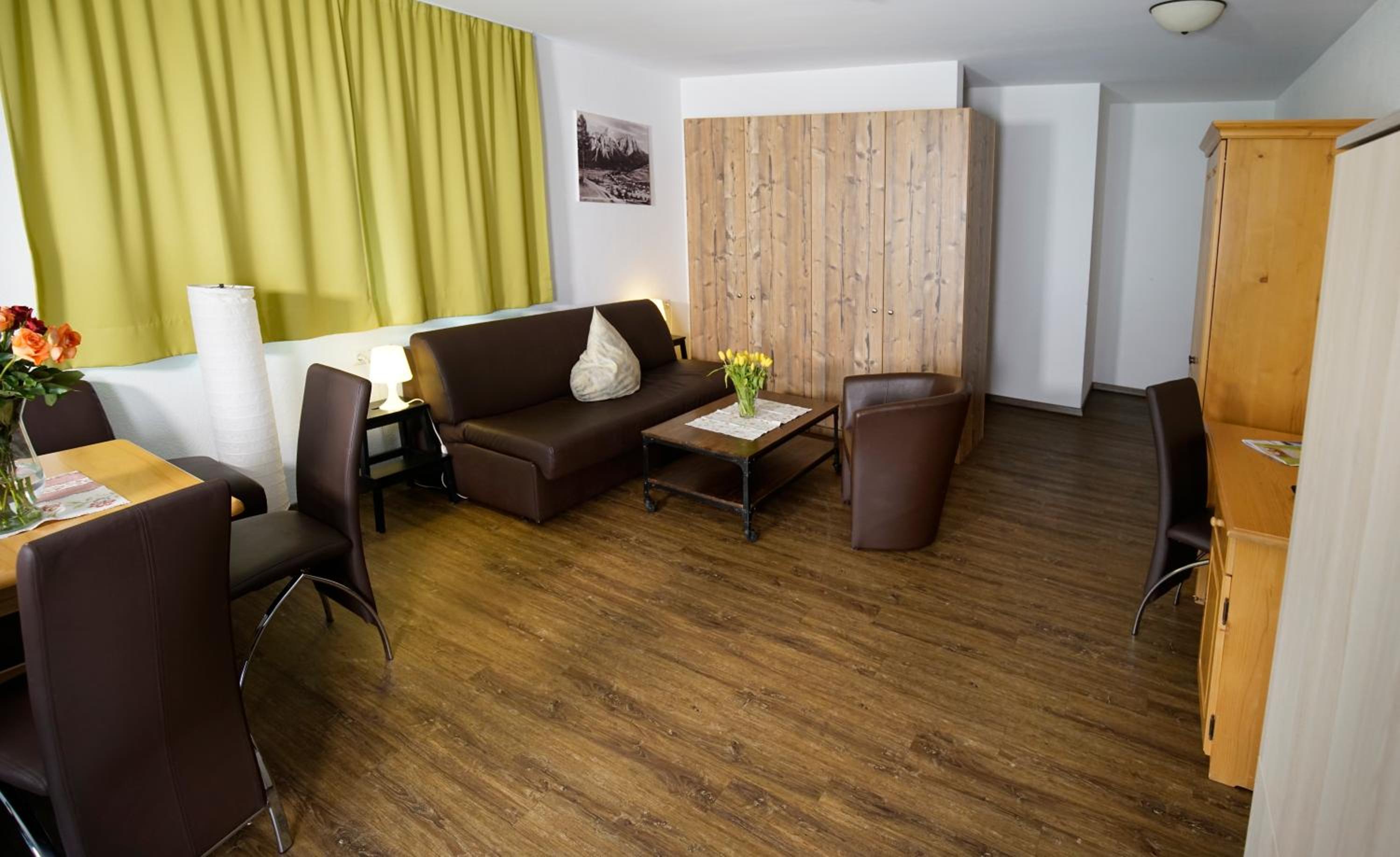 Alpenstern rooms & suites