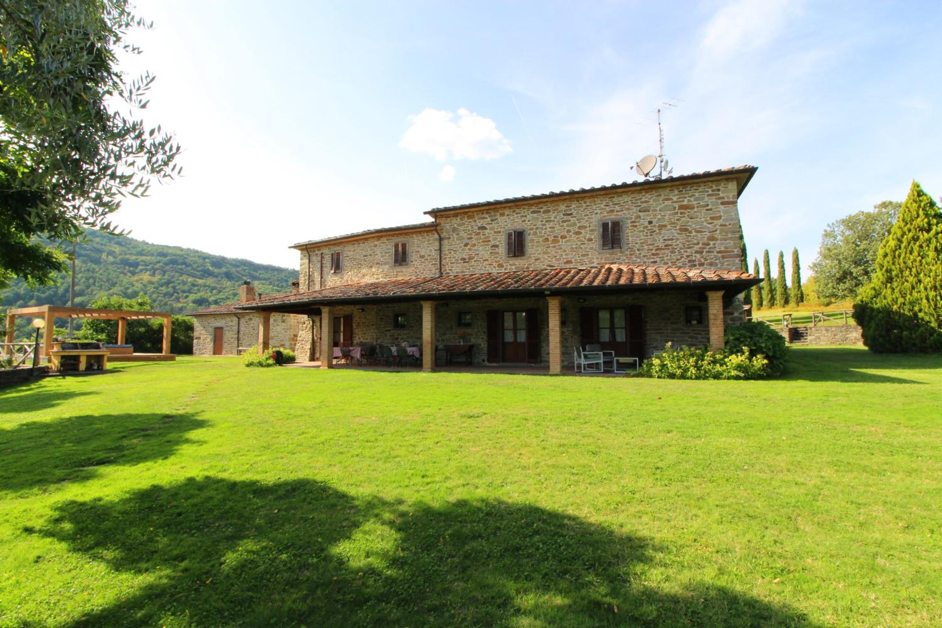 Casale Lorenzo view 5