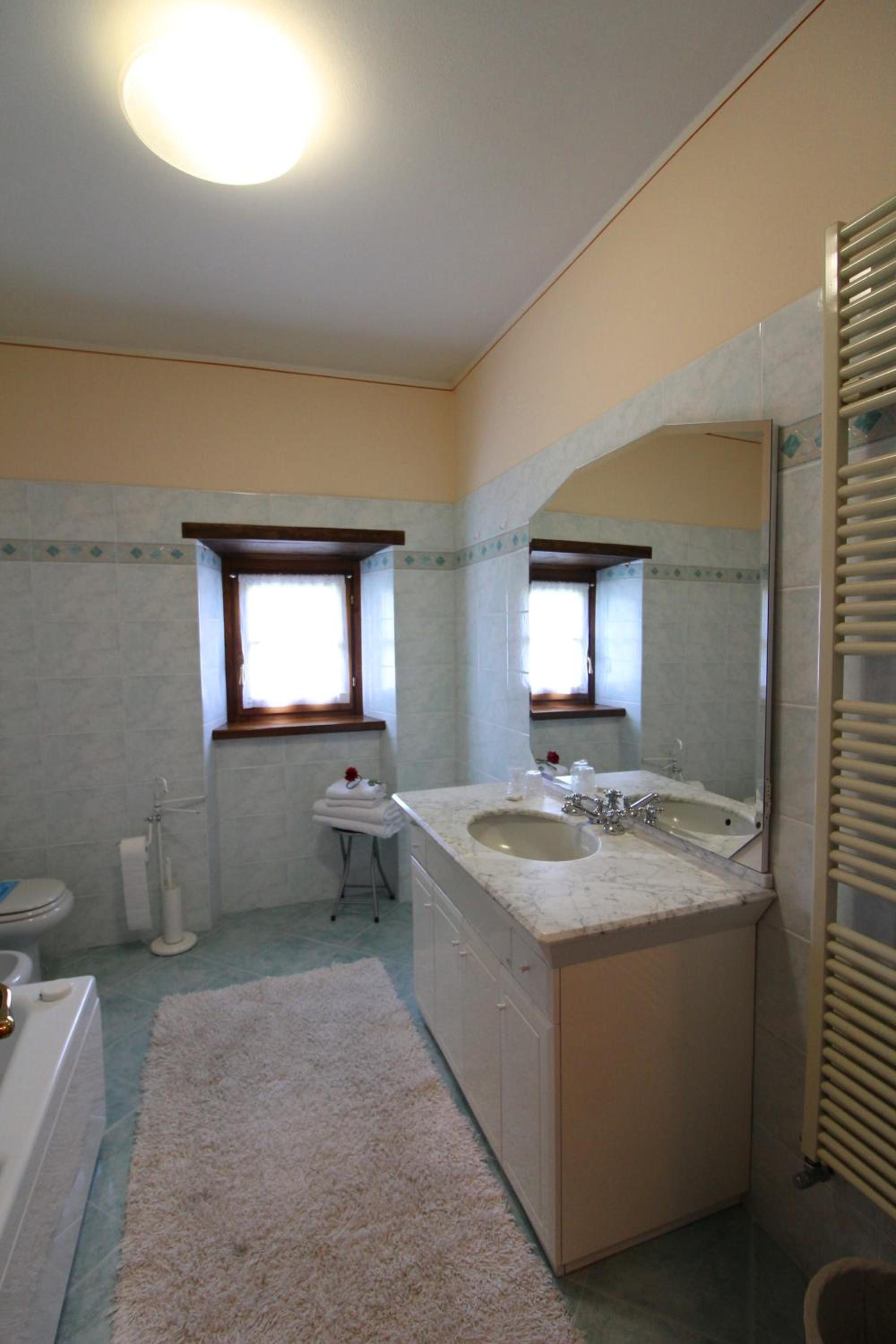 Photo 35