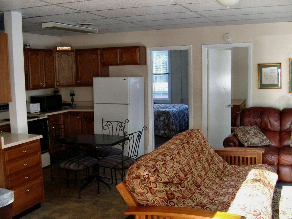 Windsor Motel