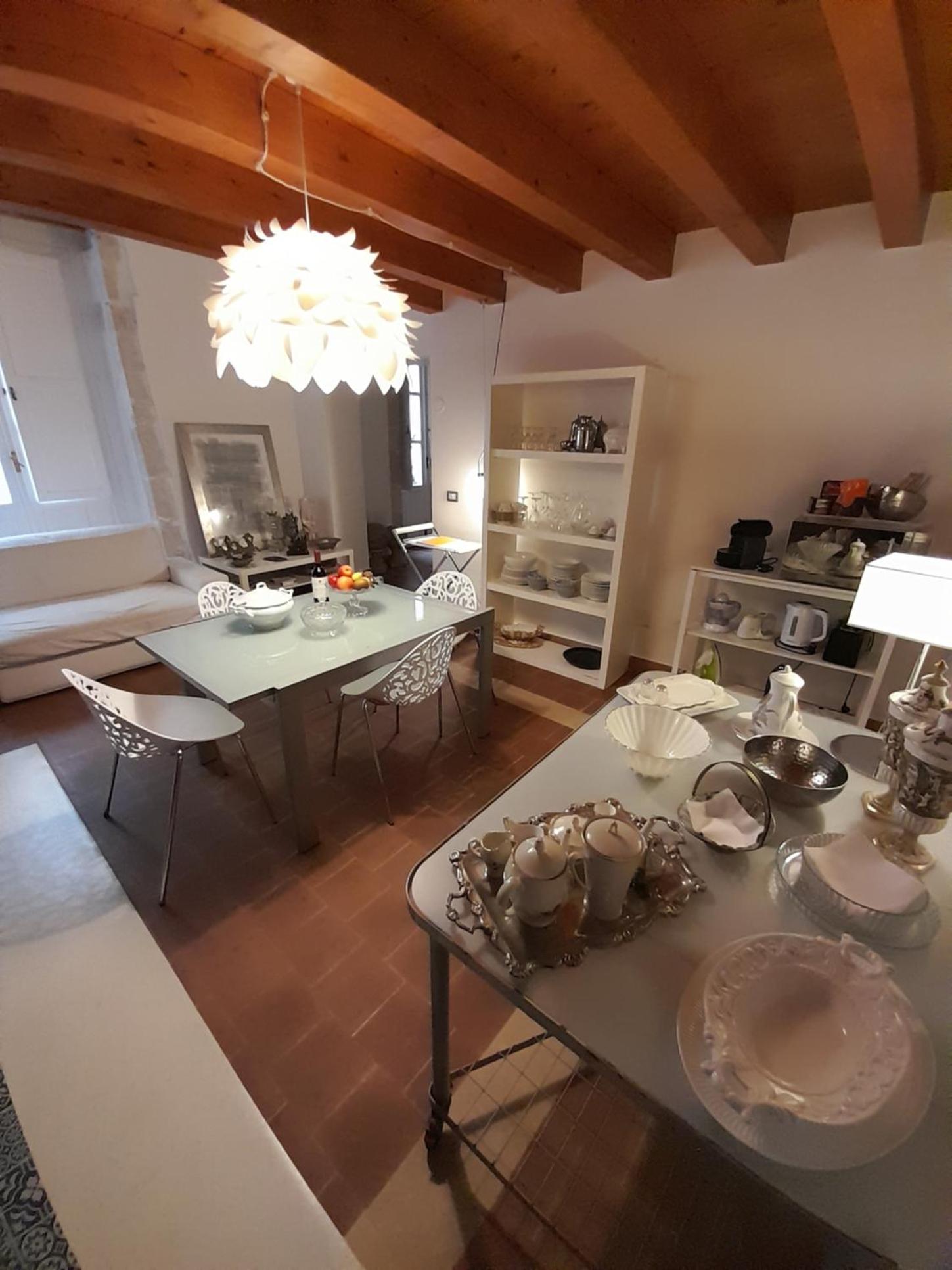 Ortigia Family House