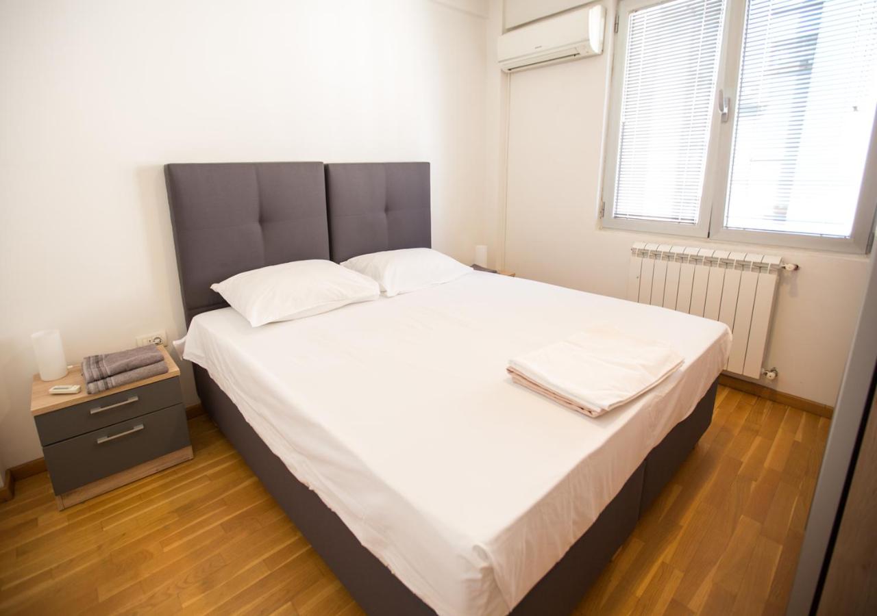 Three Bedroom Apartment Near City Center view 4
