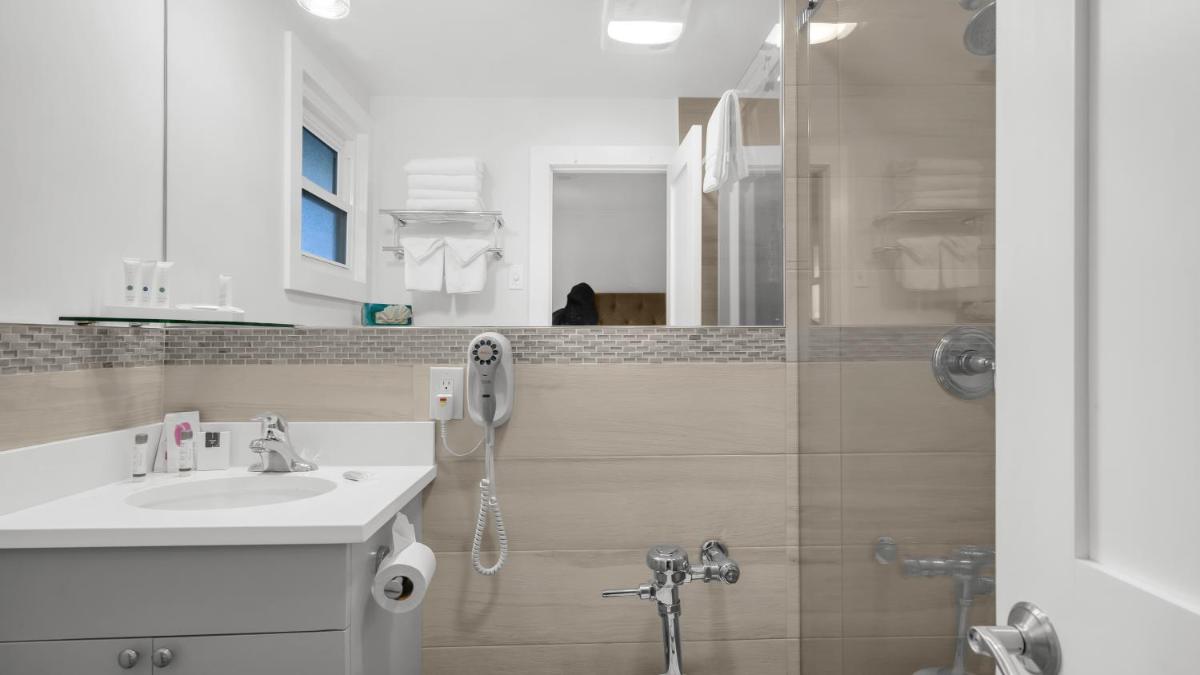 East Hampton House Resort 103