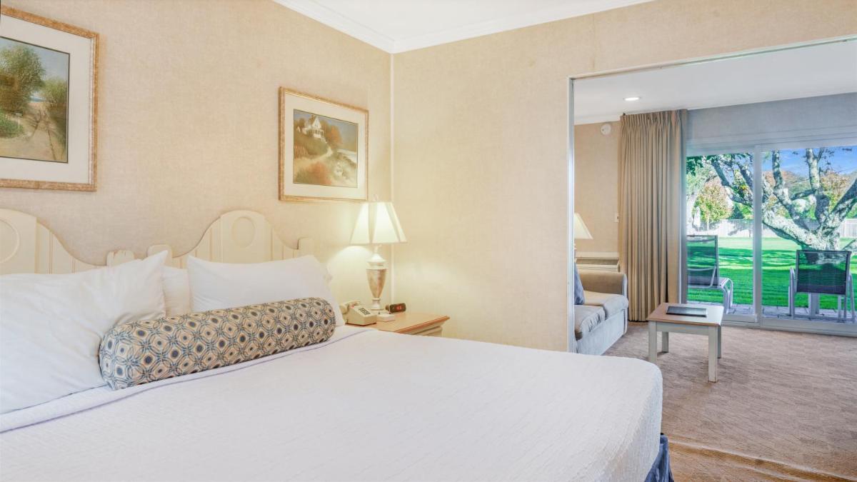 East Hampton House Resort 231