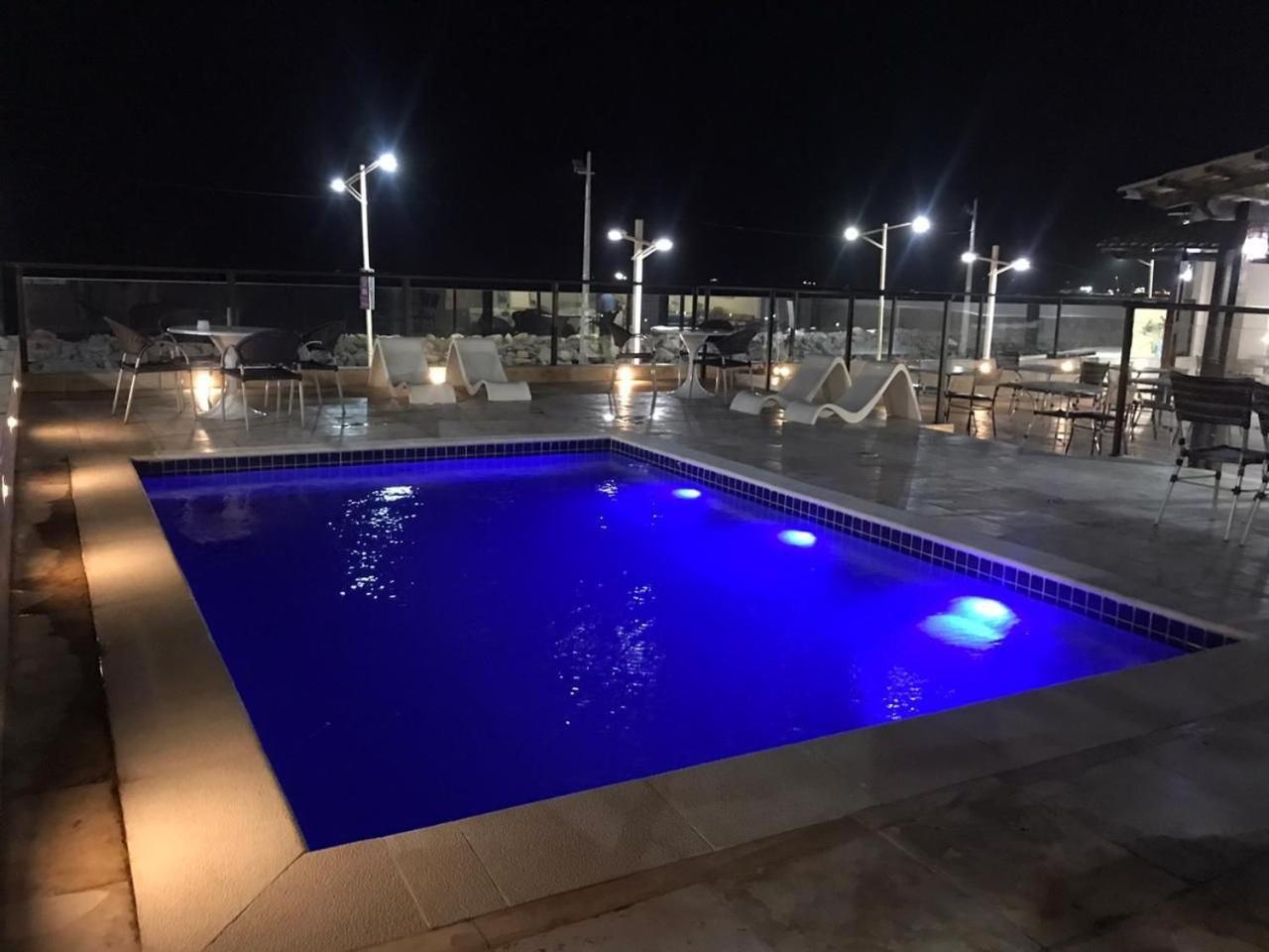 106 Flat mobiliado na Praia de Iracema