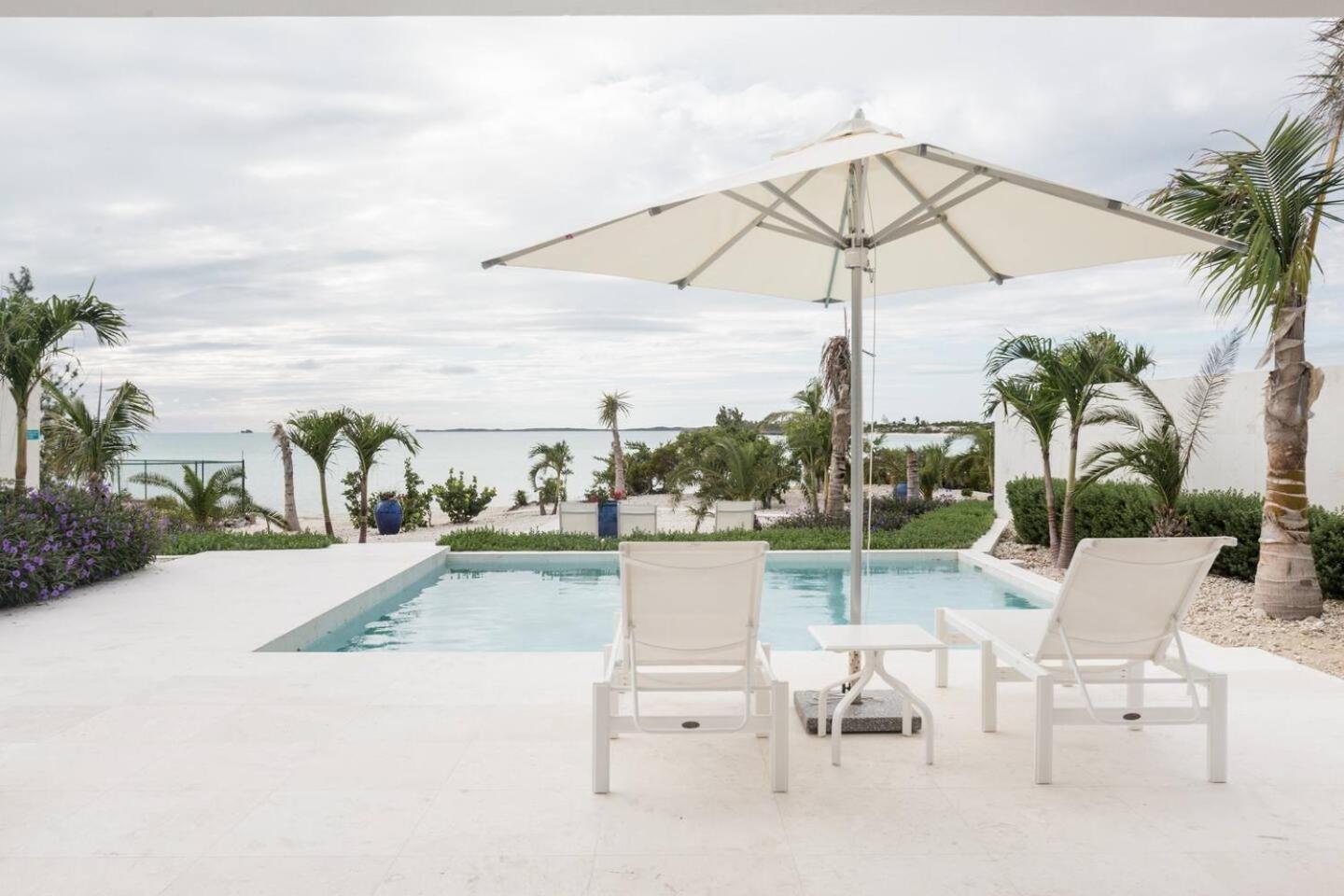SulMare at Taylor Bay Luxury villas view 2