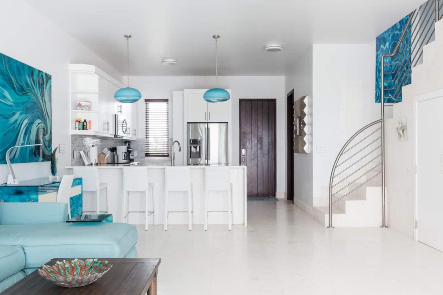 SulMare at Taylor Bay Luxury villas view 4