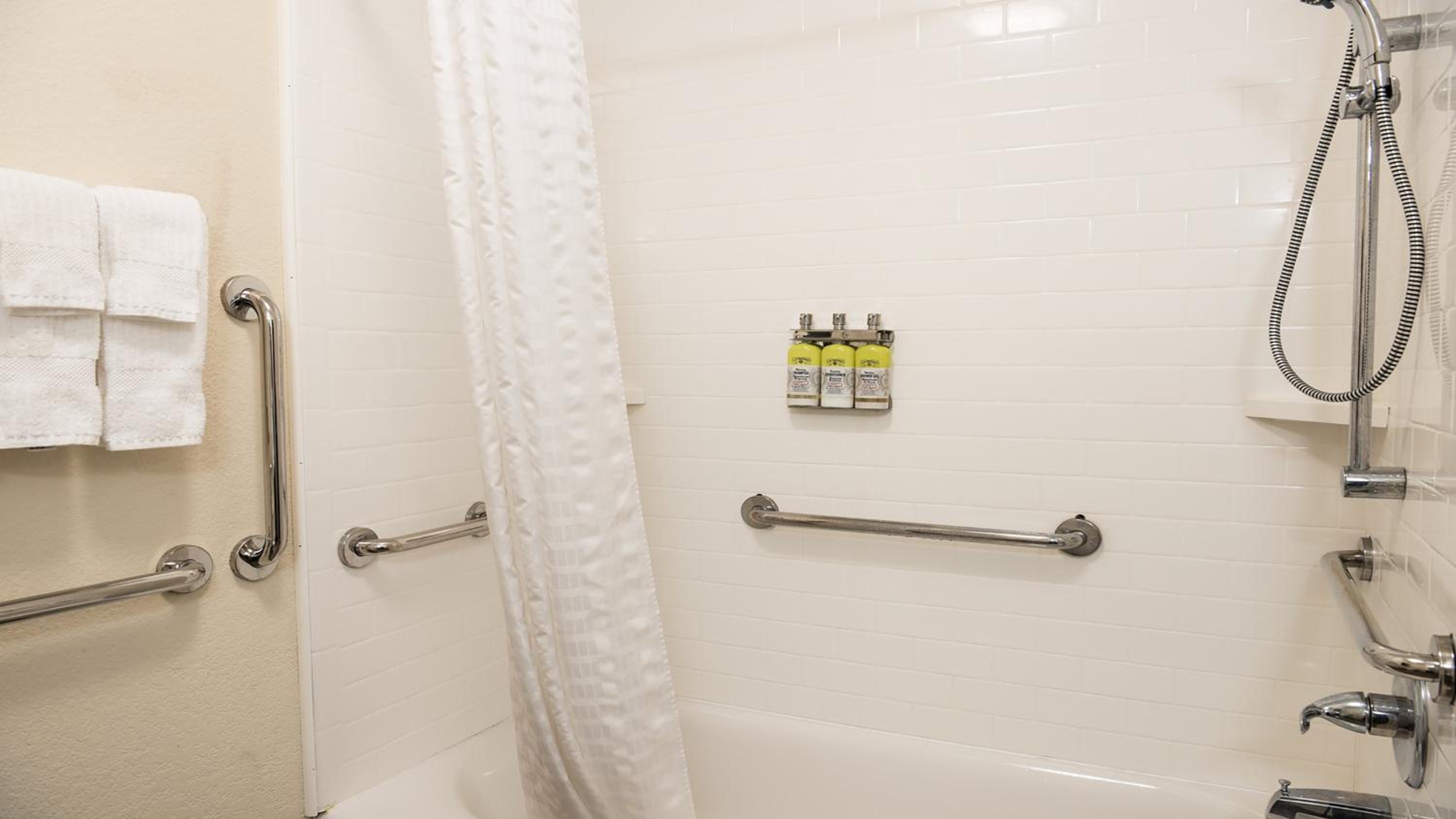 Candlewood Suites Bay City by IHG