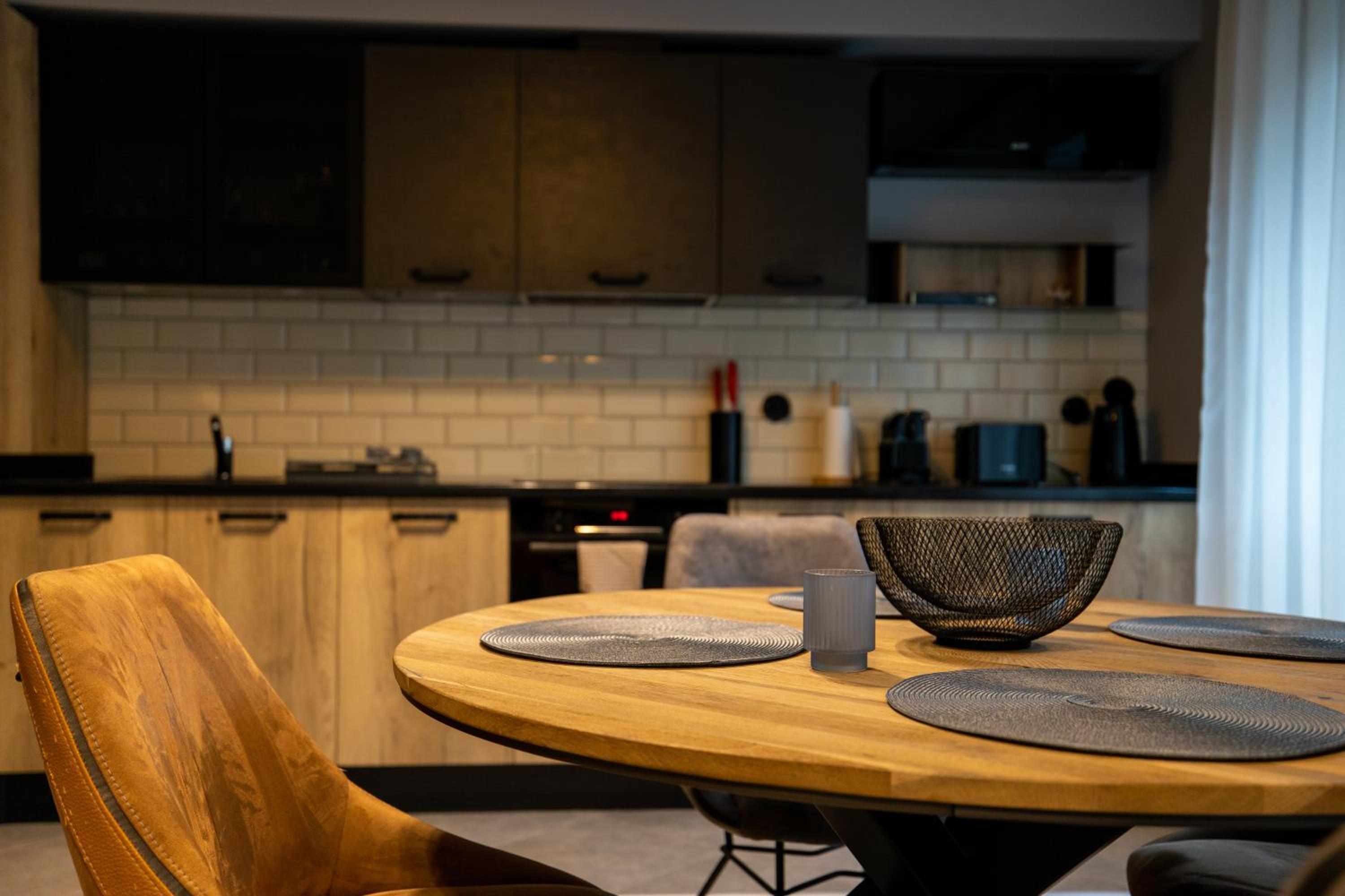 Apartment City Home view 4