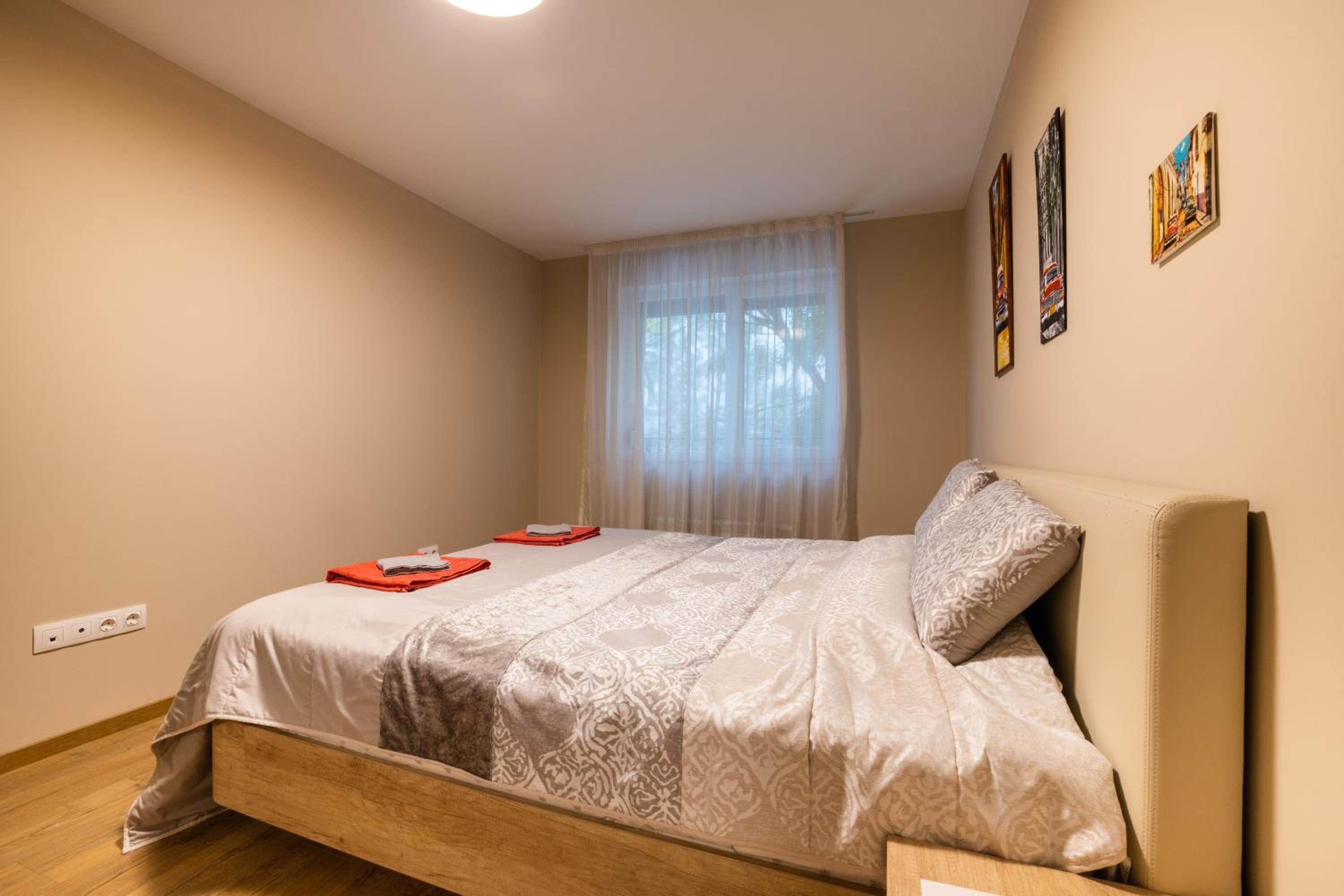 Apartment City Home view 5