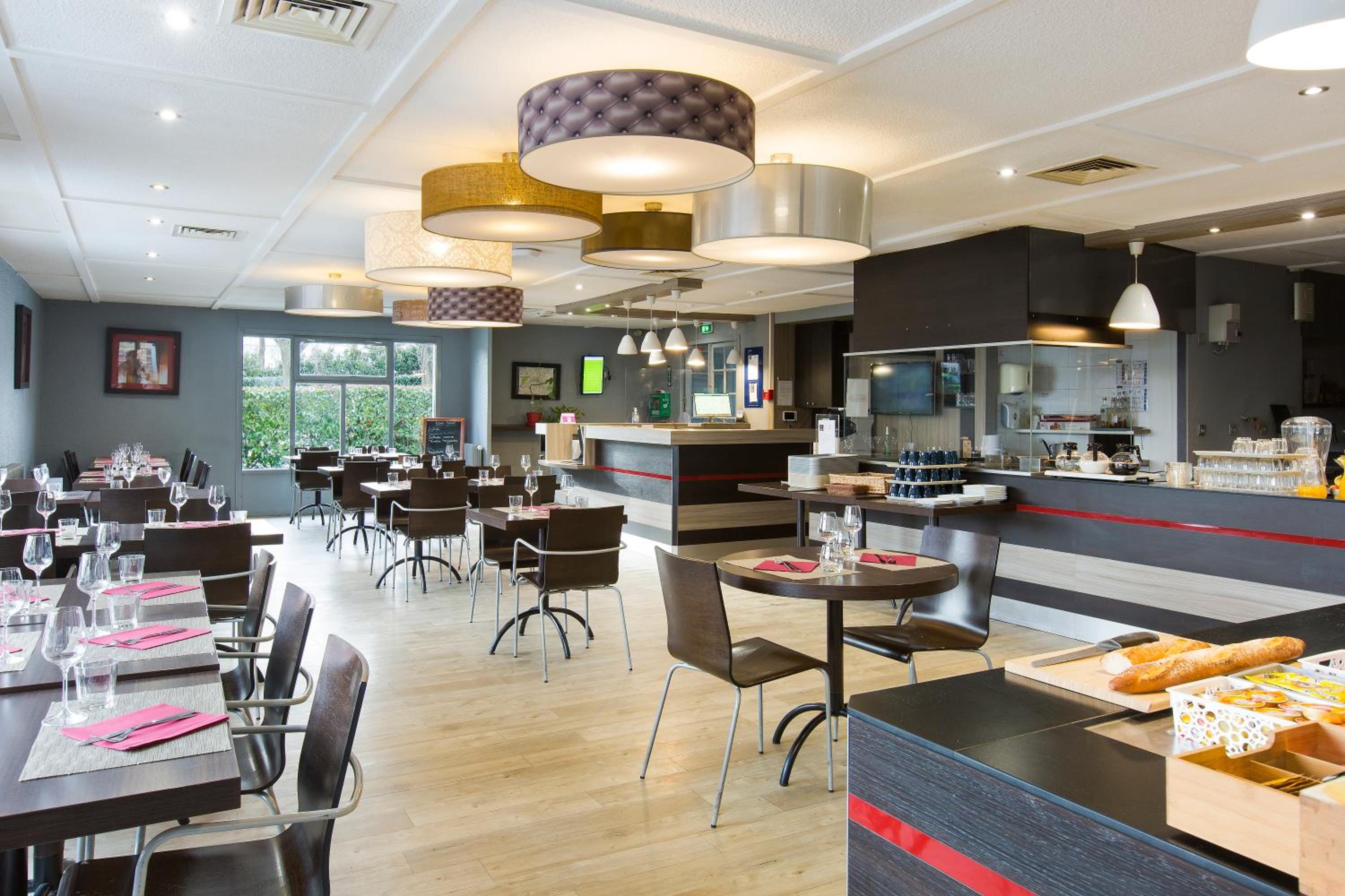 Rungis Vacations - Comfort Hotel ORLY-RUNGIS - Property Image 8
