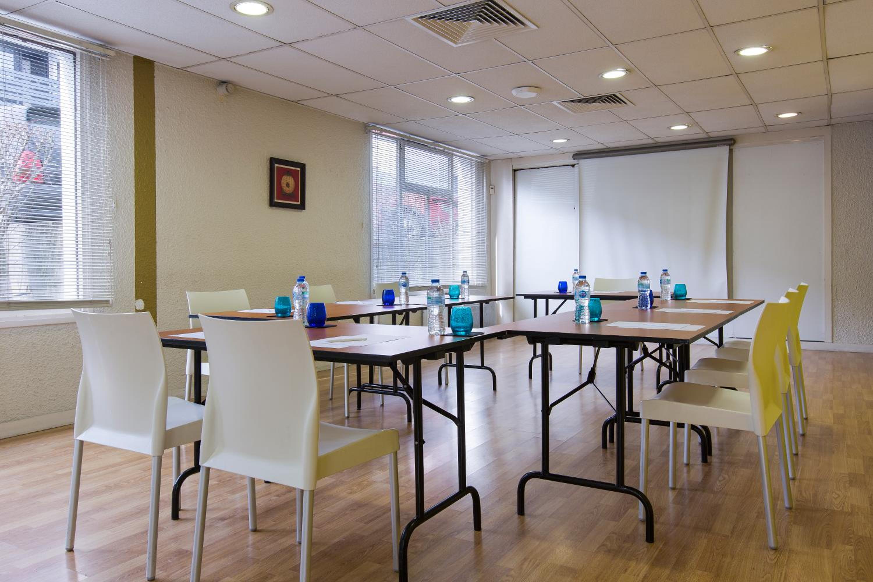 Rungis Vacations - Comfort Hotel ORLY-RUNGIS - Property Image 10