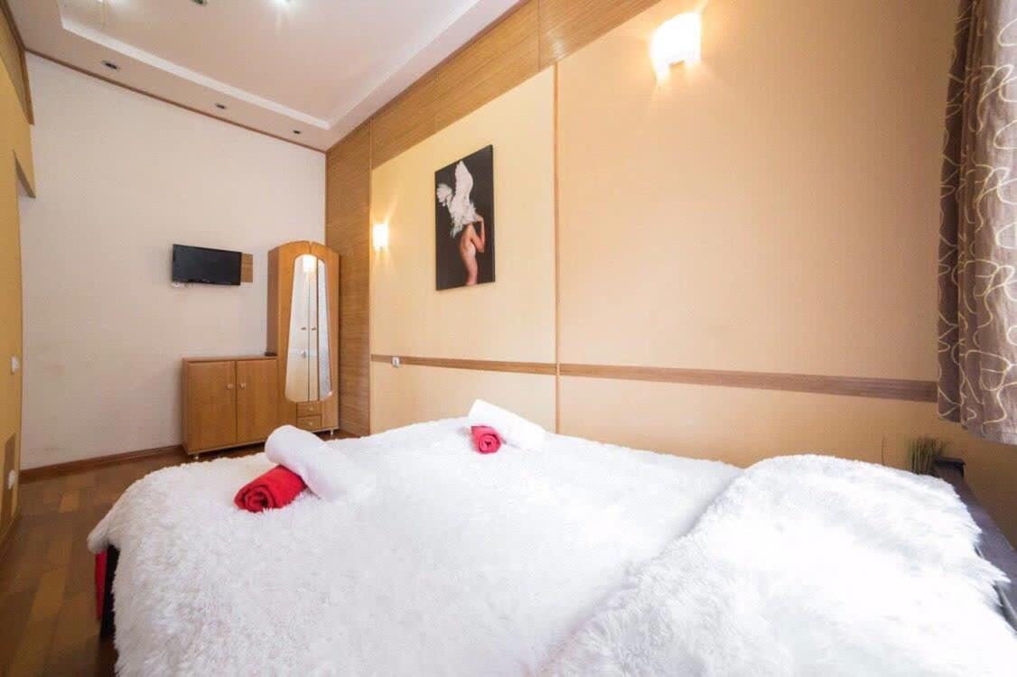 RK Central Avenue Apartment view 2