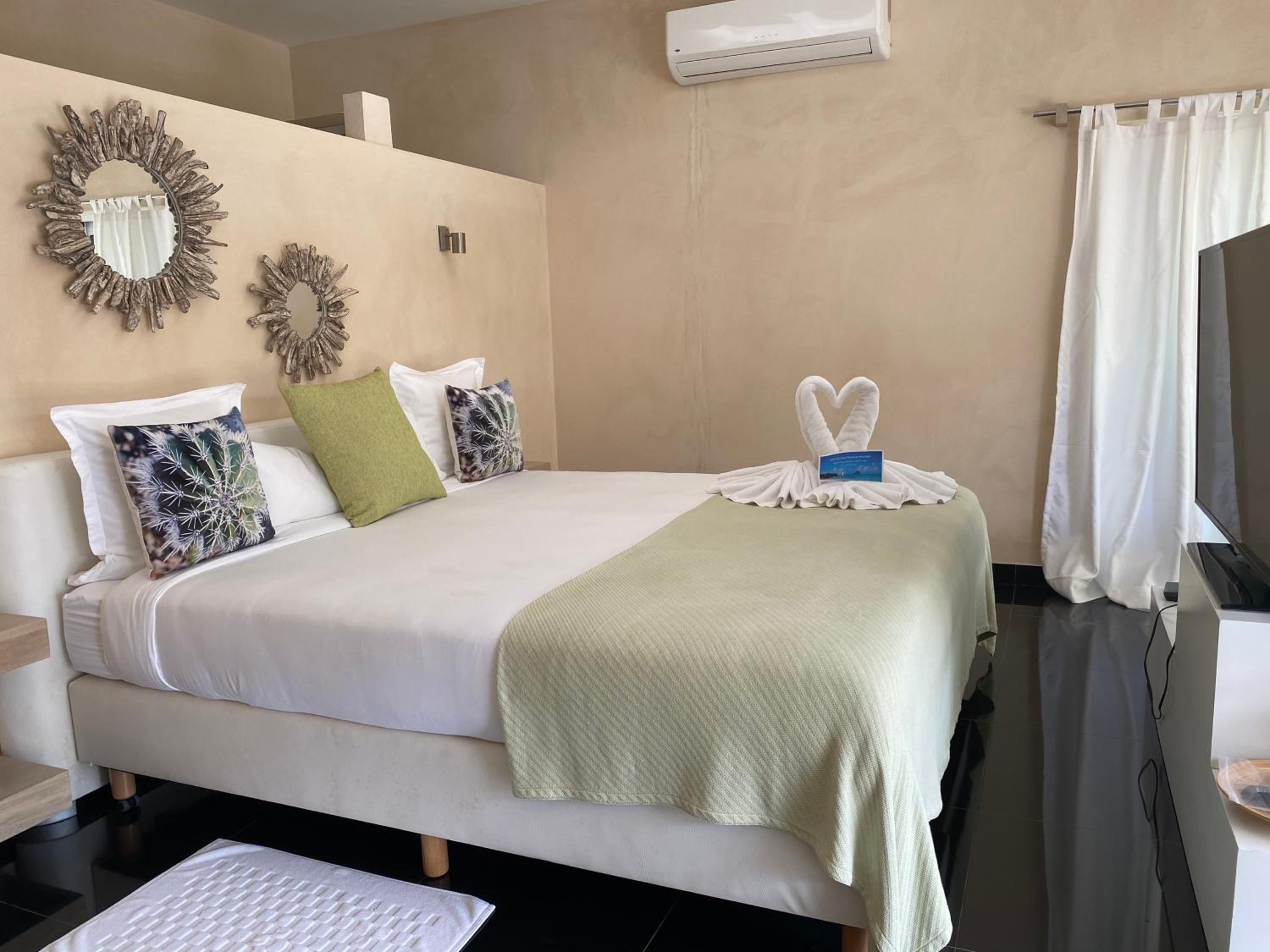 CASA-22 Luxury Boutique Hotel