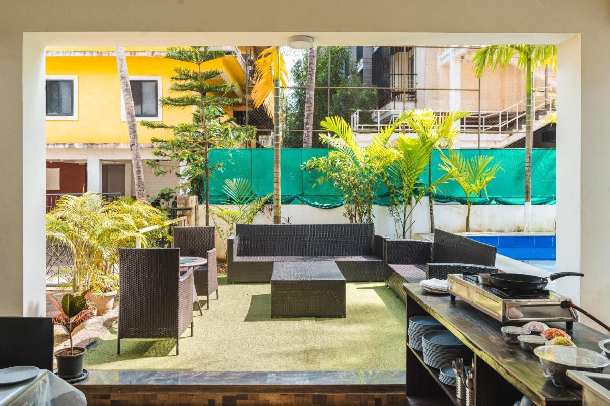 outdoor BBQ area