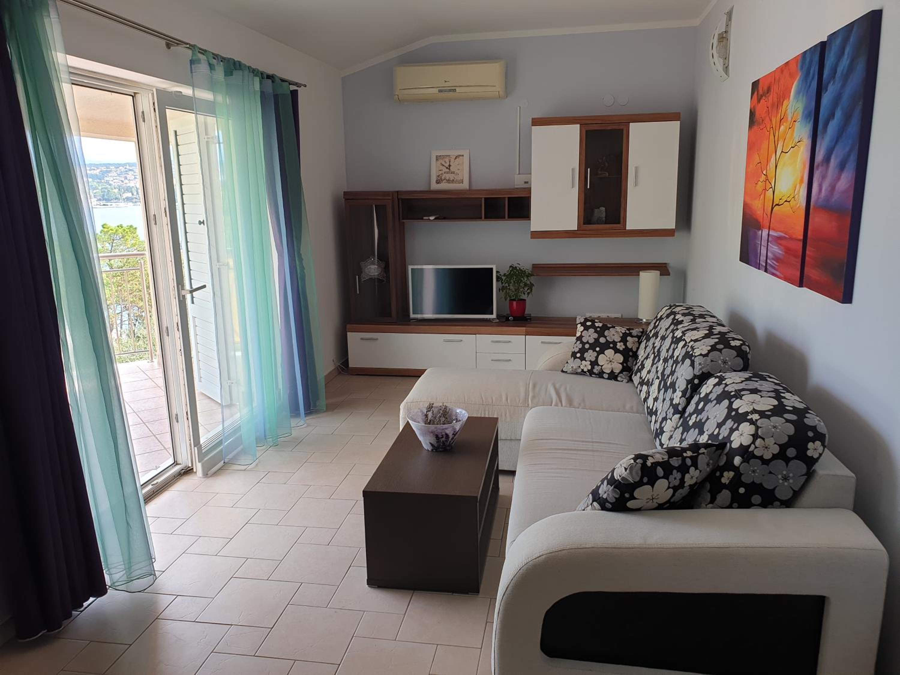 Mare & Mons Seafront Apartments