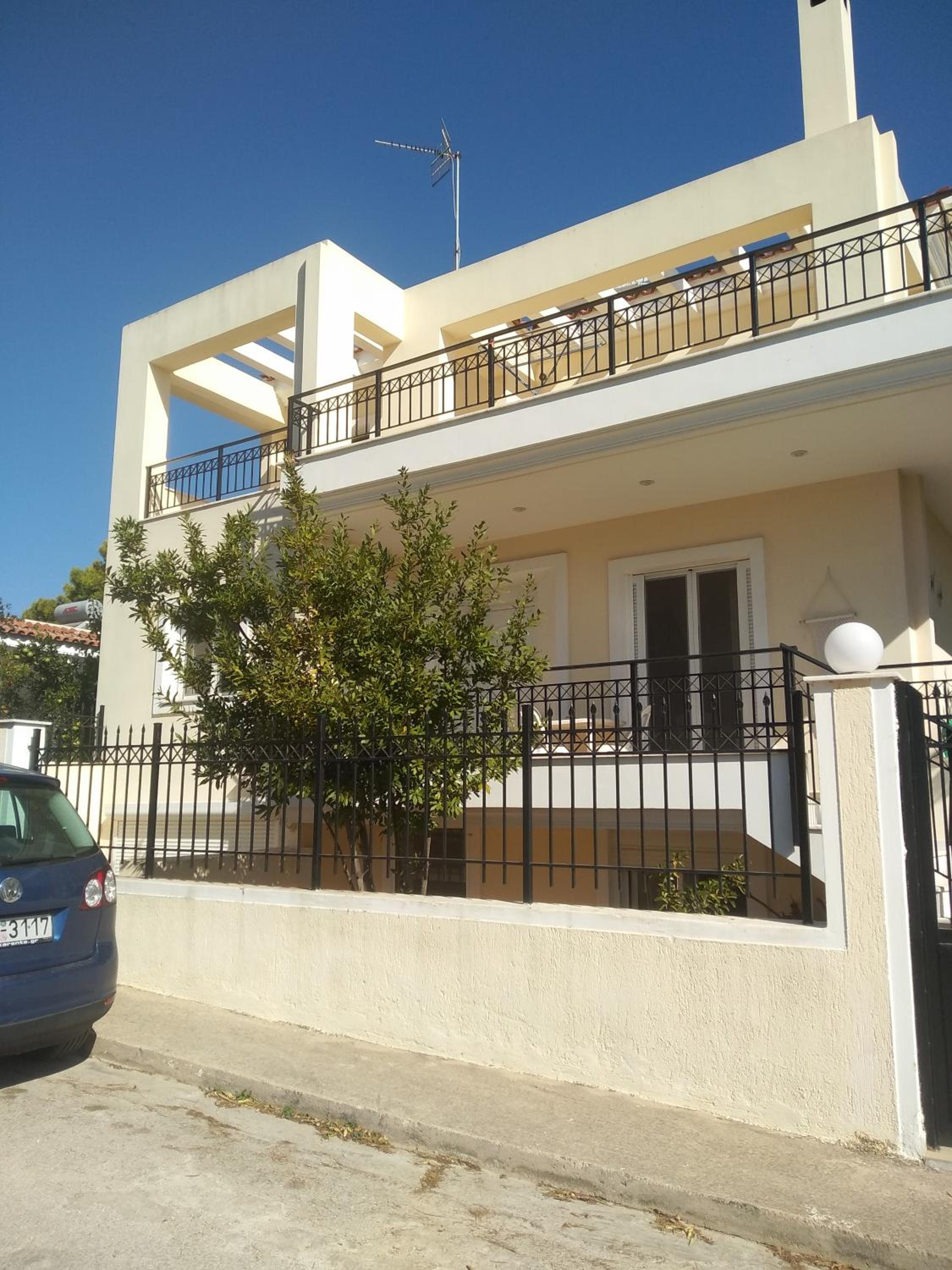 Evelyn's House view 2