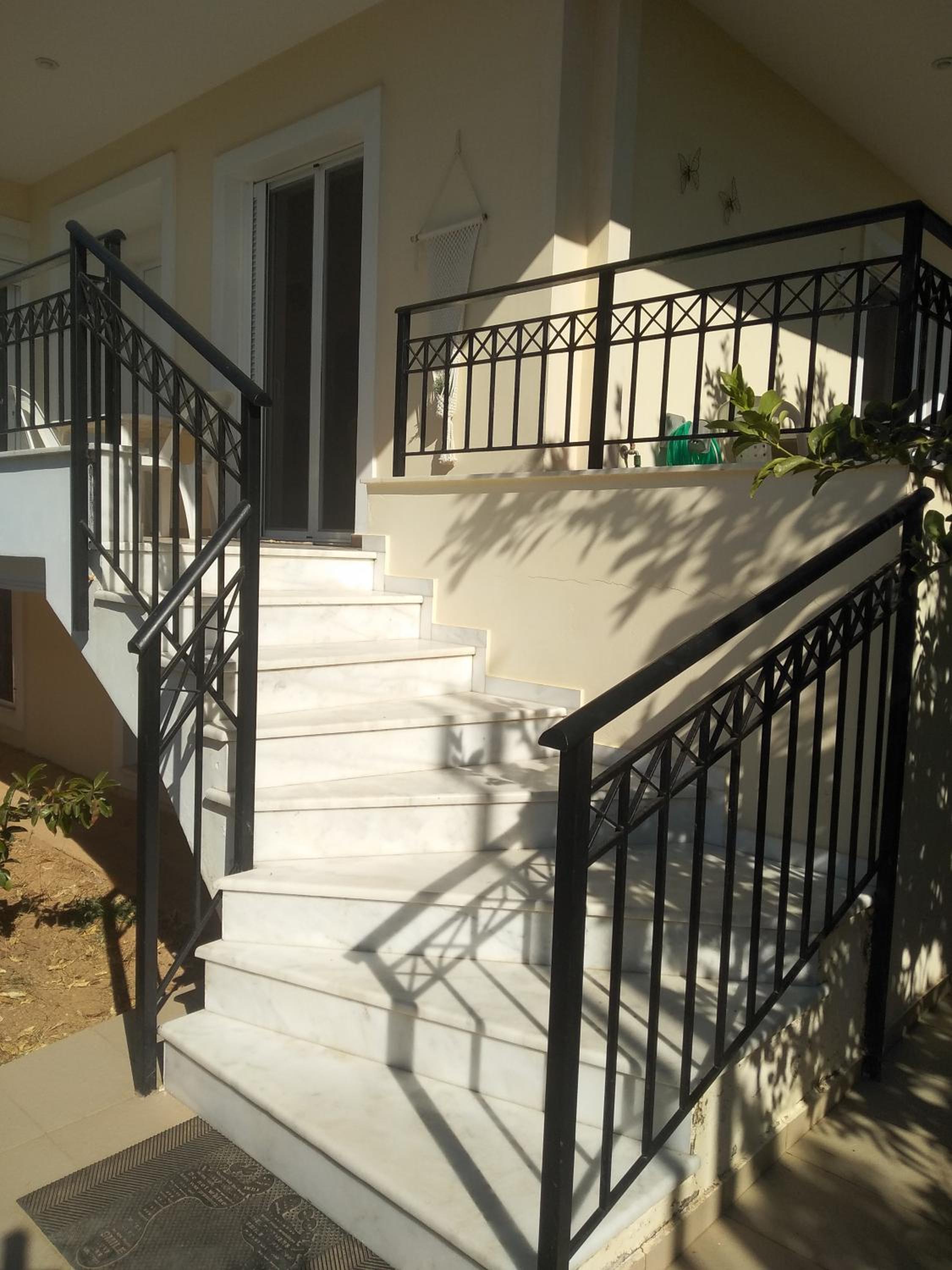 Evelyn's House view 3