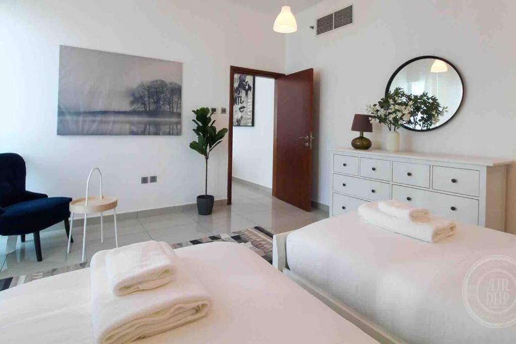 AIRDHP MARINA & SEA VIEW Modern 3 BED