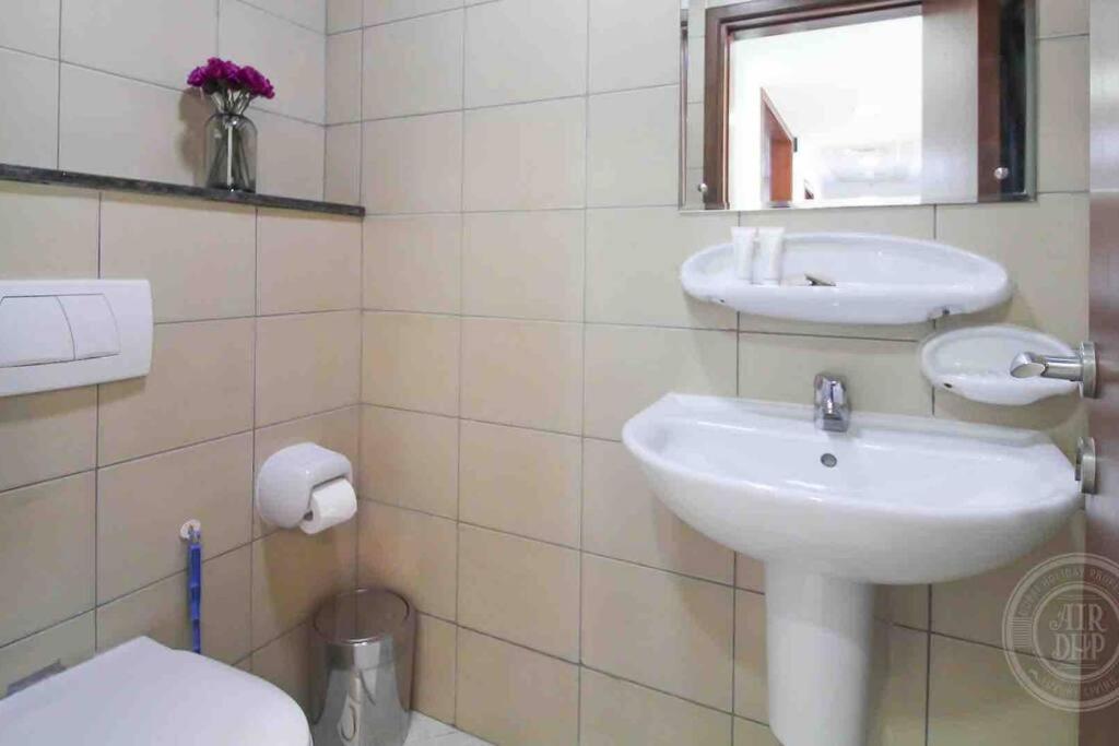 AIRDHP MARINA & SEA VIEW Modern 3 BED