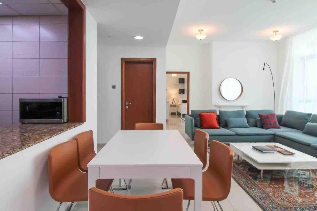 AIRDHP MARINA & SEA VIEW Modern 3 BED